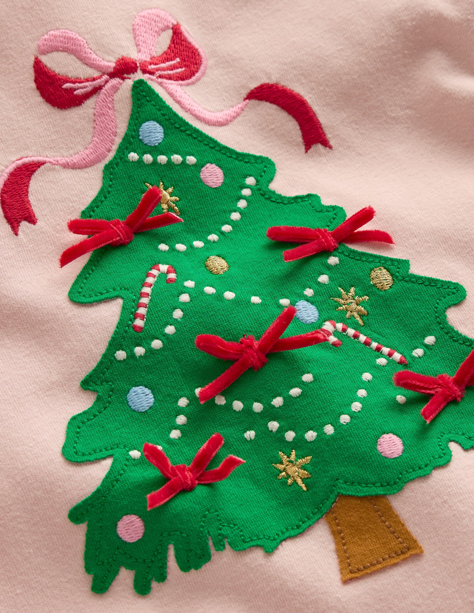 Frill Sleeve Appliqué T-shirt-Chalk Pink Christmas Tree - Image 3