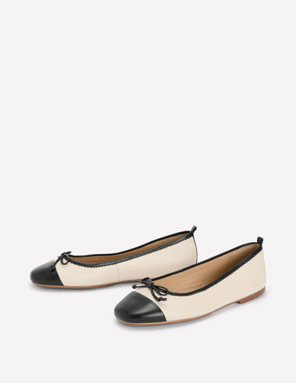 Kitty Flexi Sole Ballet Flats-Ecru/Black-3