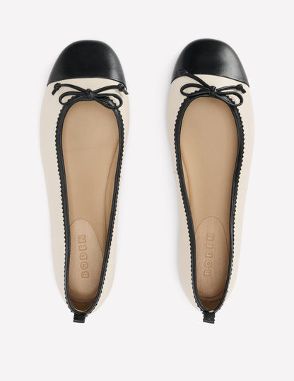 Kitty Flexi Sole Ballet Flats-Ecru/Black-5