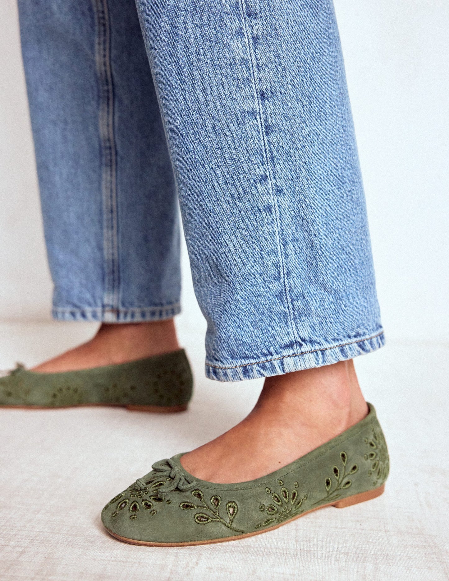 Cut Out Ballet Flats-Deep Olive