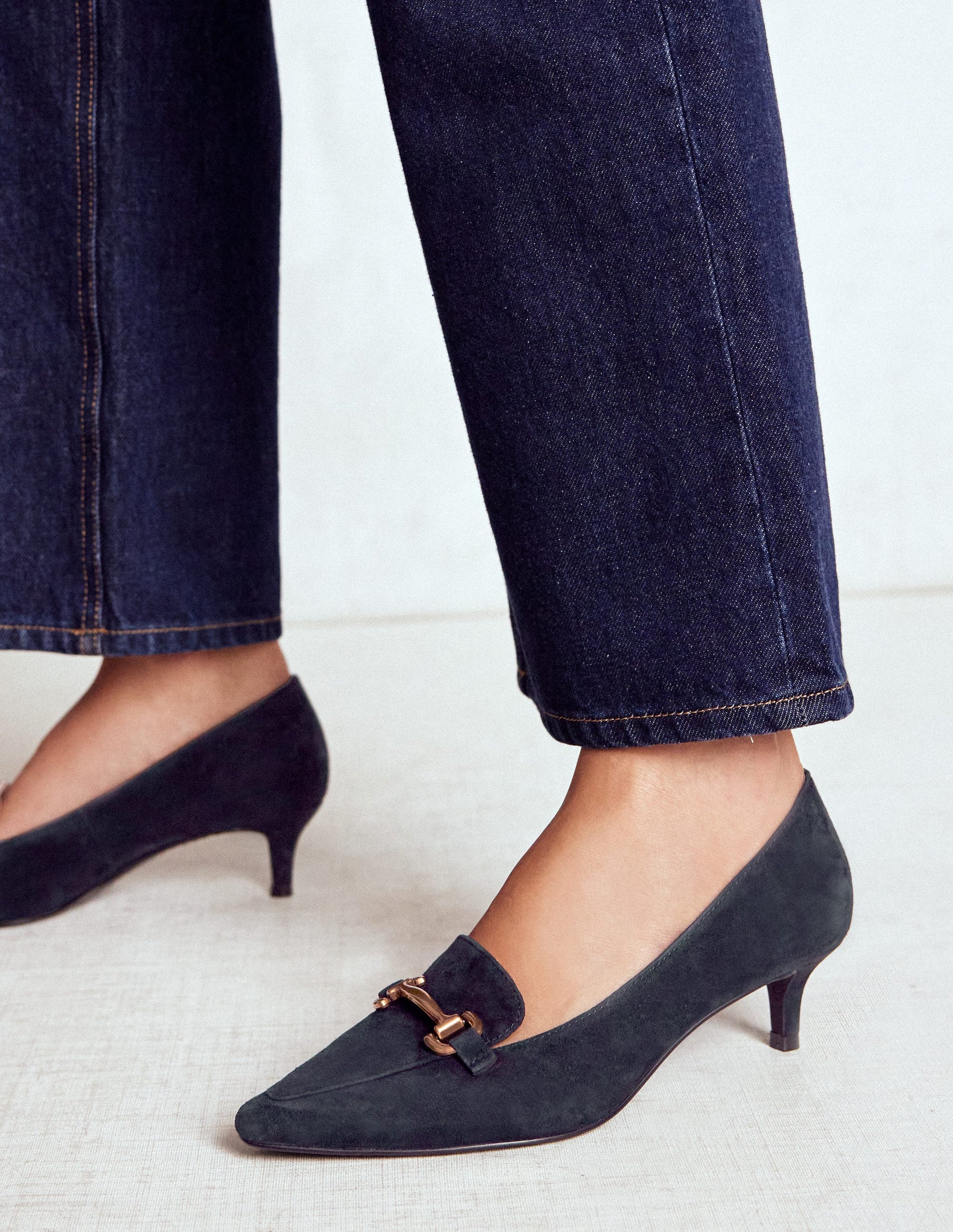 Iris Heel Snaffle Point Loafer-Navy-2