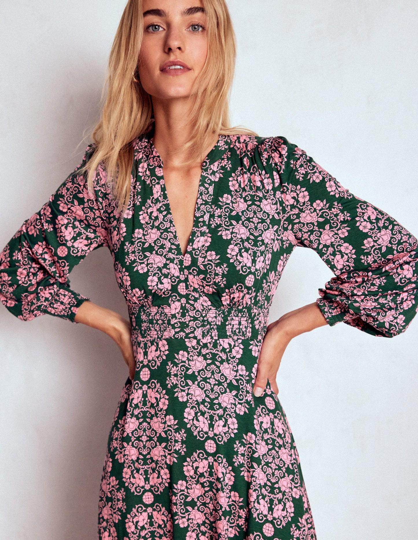 Ivy Smocked Midi Dress-Green, Ornamental Lattice