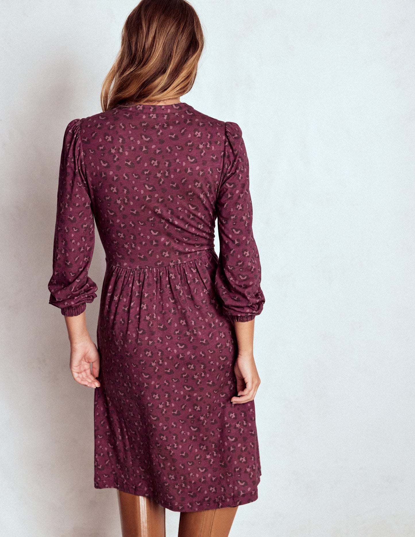 Naomi Relaxed Jersey Dress-Prune, Leopard Spots