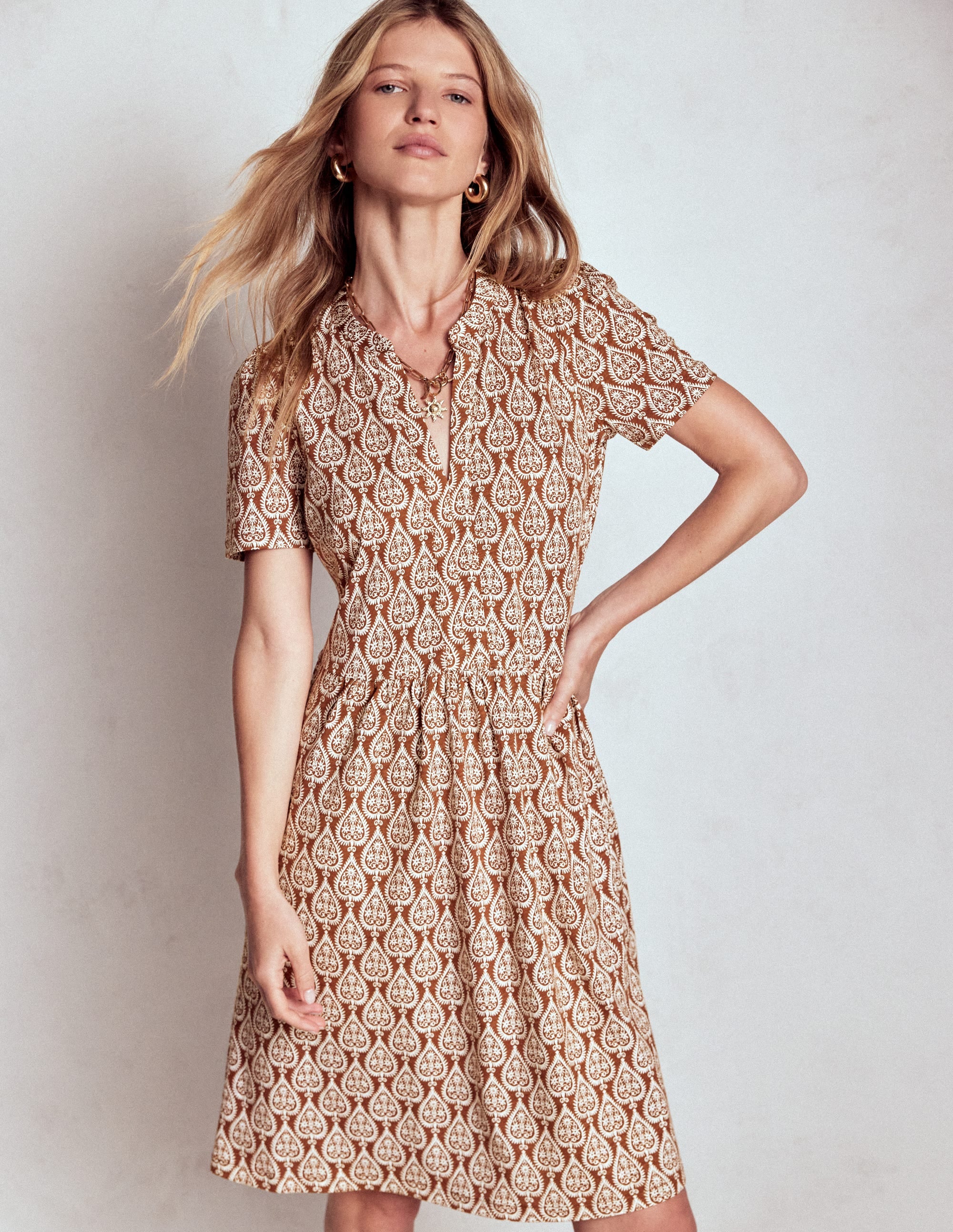 Naomi Short Sleeve Dress-Cognac, Ornate Geo - Image 1