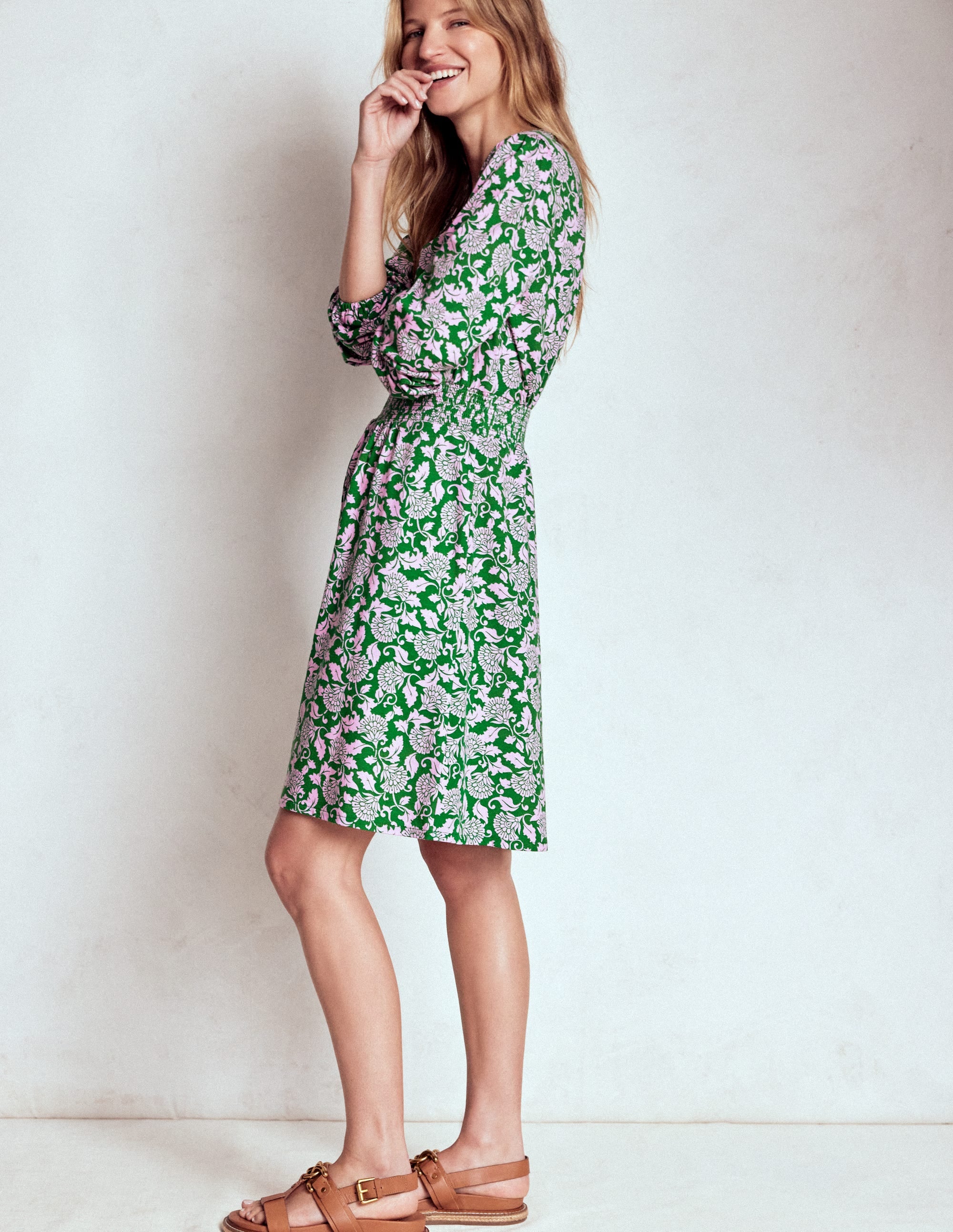 Sarah Short Jersey Dress-Rich Emerald, Ornate Vine - Image 4