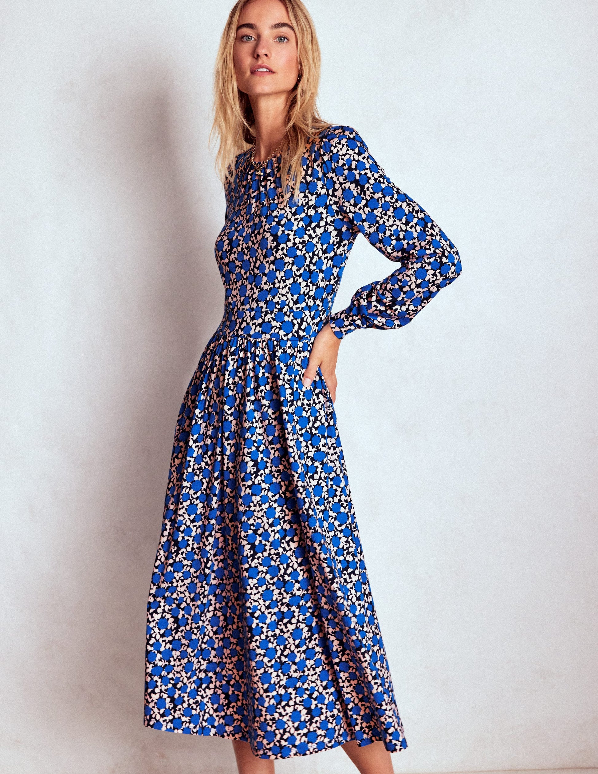 Alexandra Jersey Midi Dress-Kingfisher Blue, Floweret Vine-4