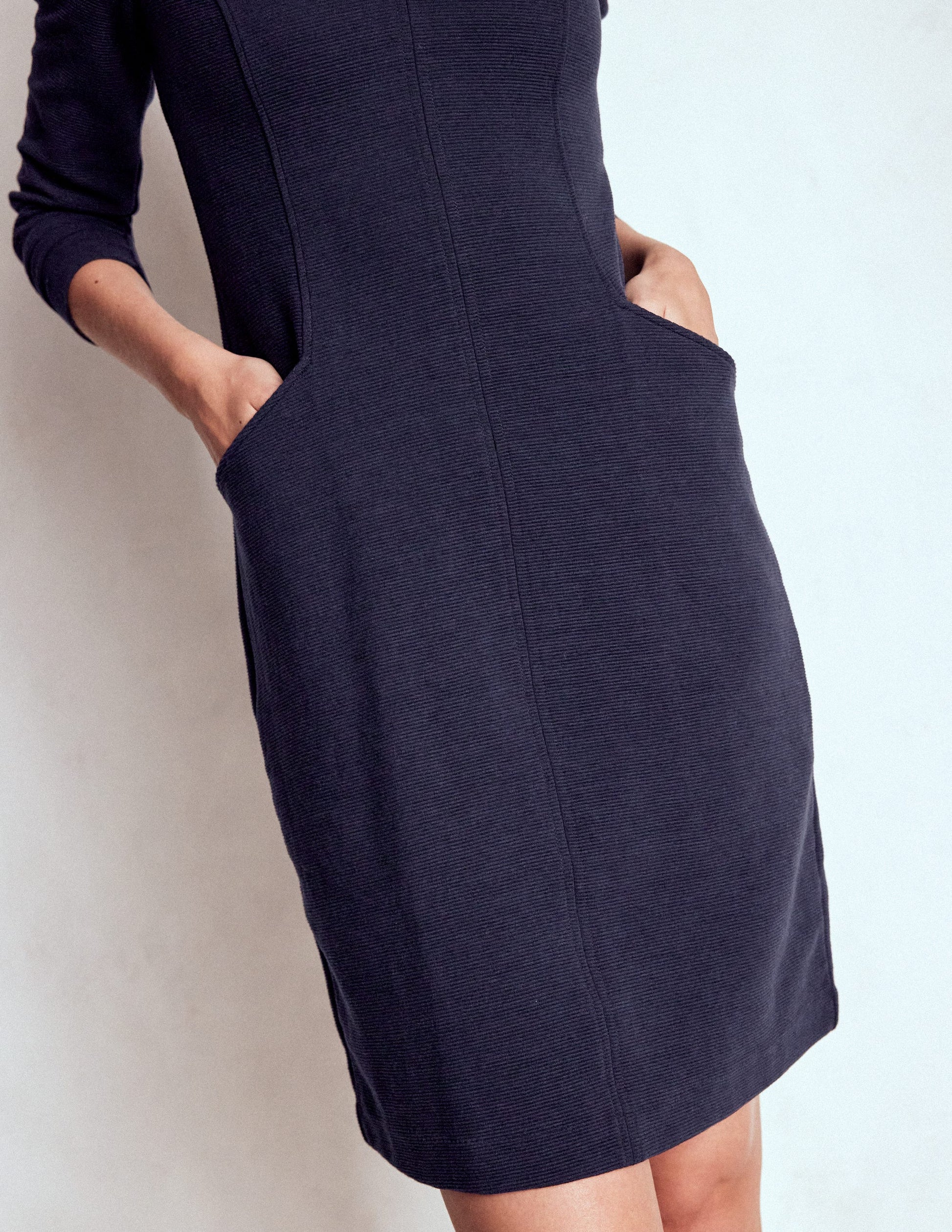 Ellen V-neck Ottoman Dress-Navy Ellen V-neck Ottoman Dress-Navy