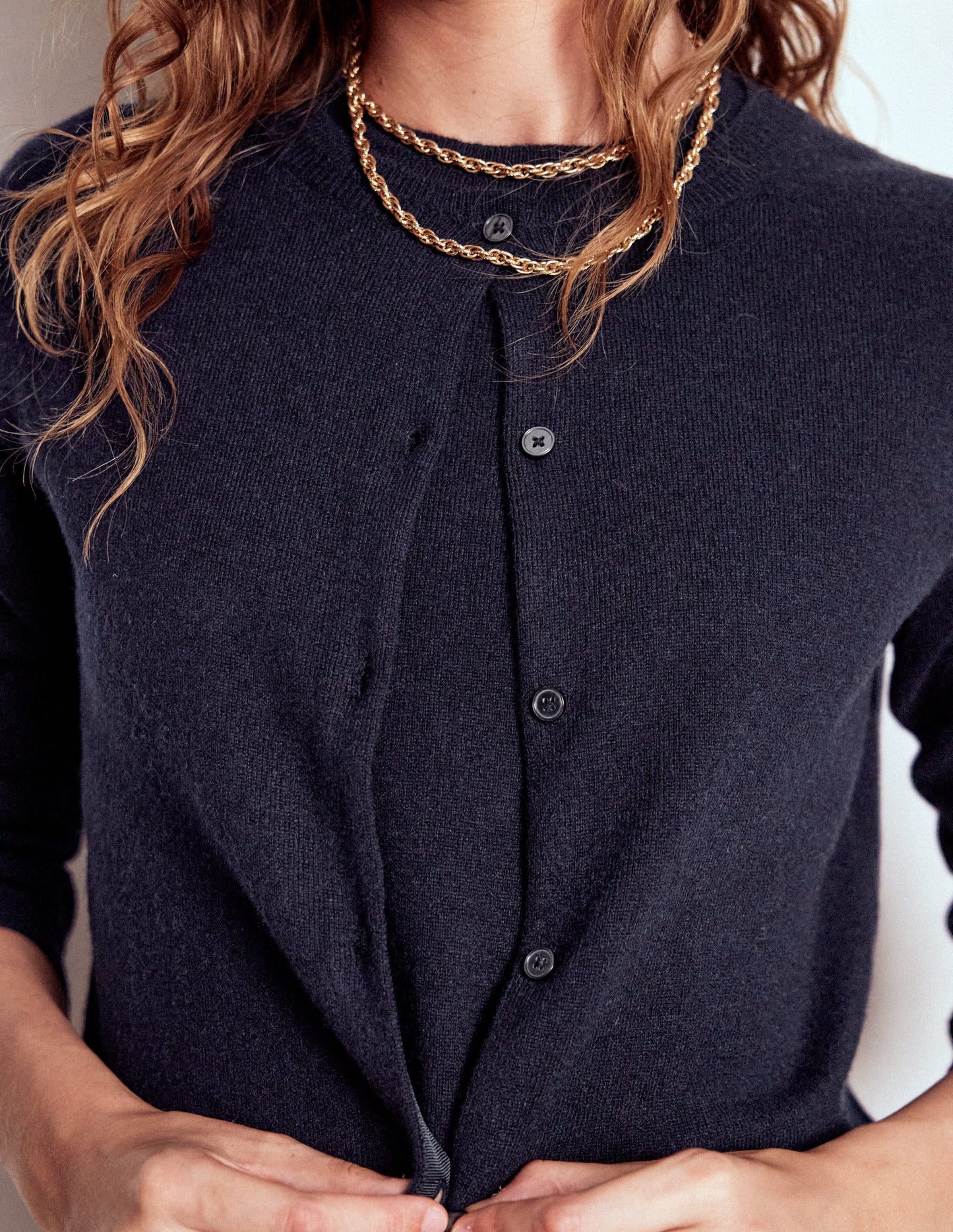 Eva Cashmere Crew Cardigan-Navy