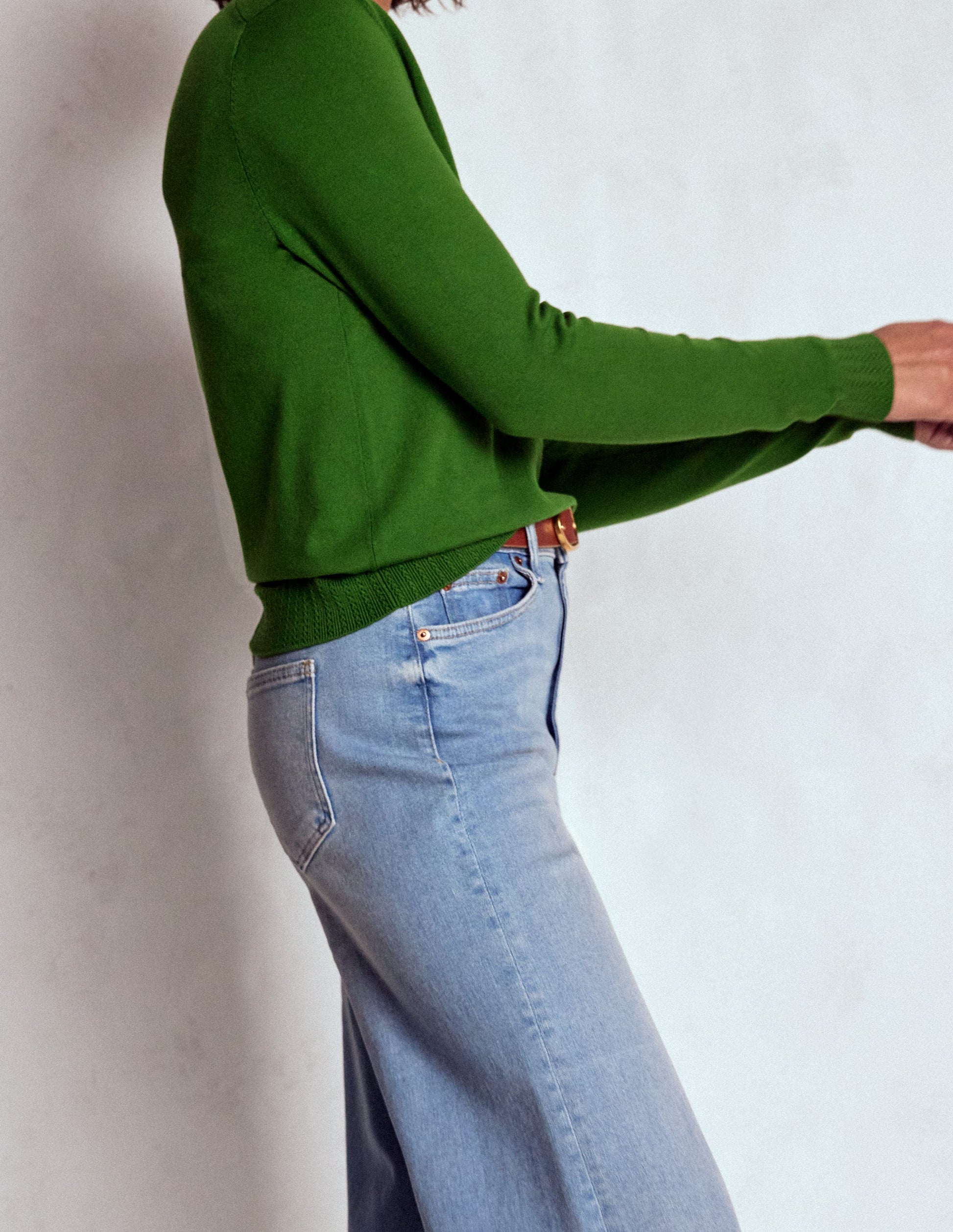 Emilia Cotton V Neck Sweater-Promenade Green-5