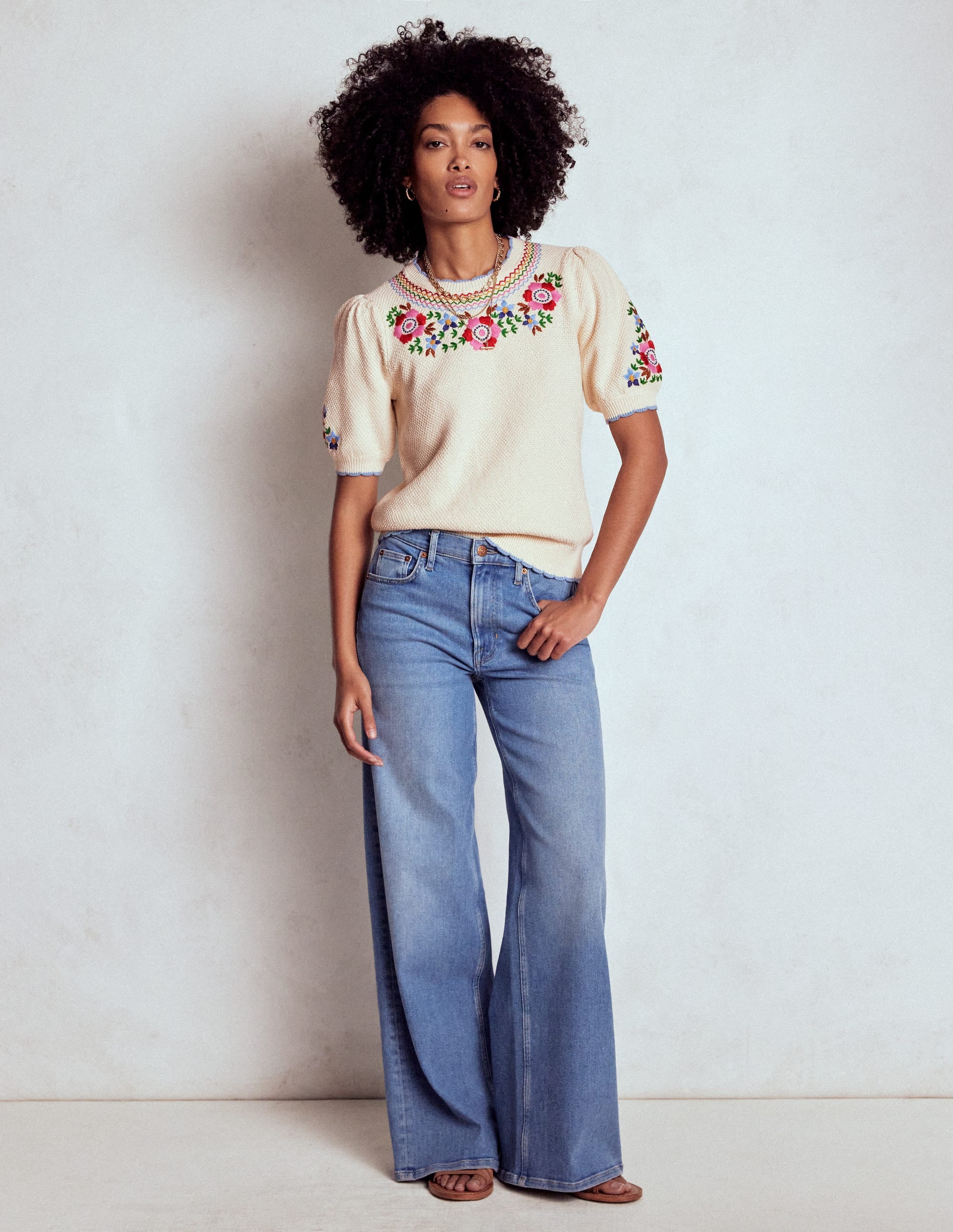Puff Sleeve Embroidery T-shirt-Warm Ivory - Image 4