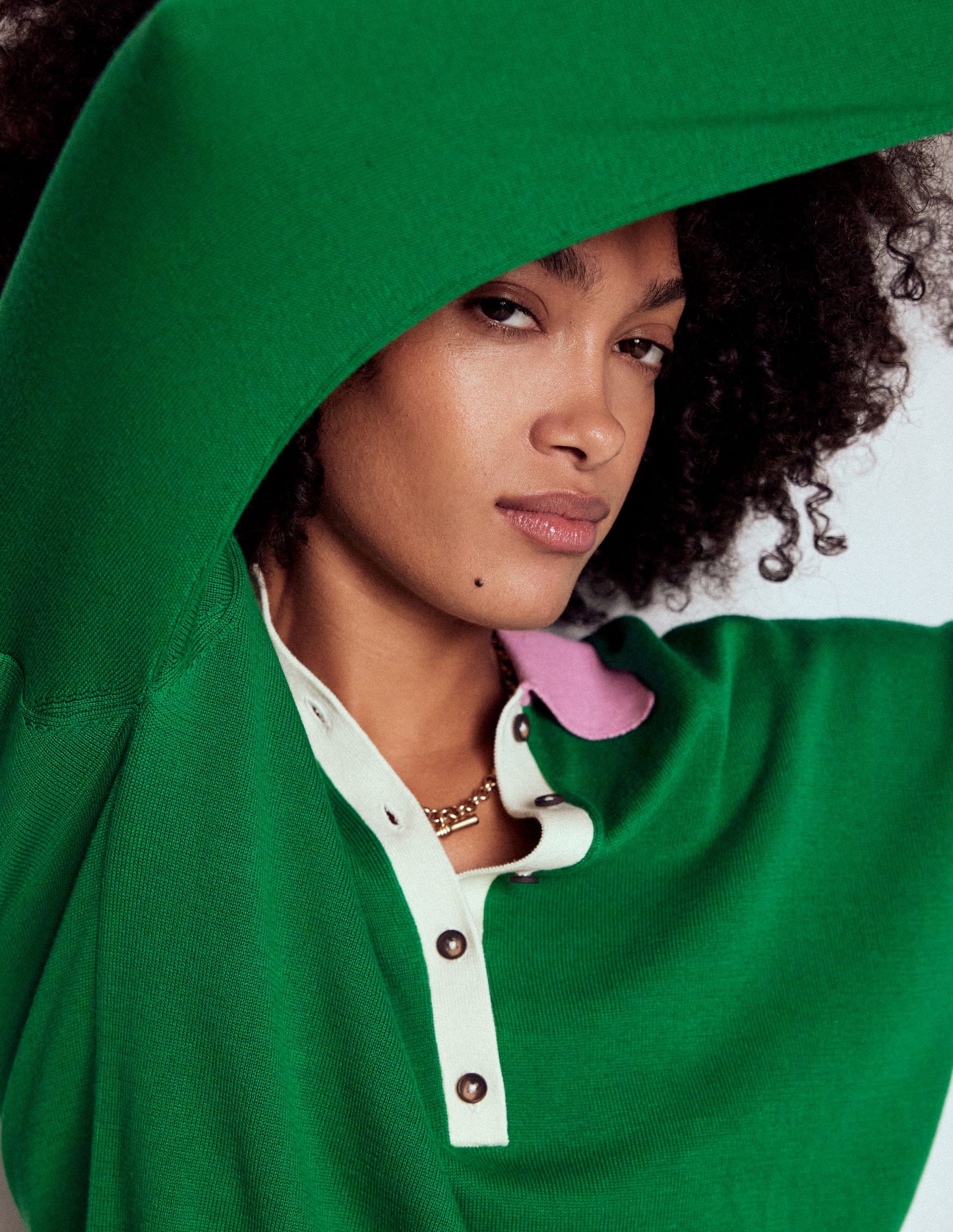 Lara Cotton Henley Jumper-Rich Emerald Colour Block