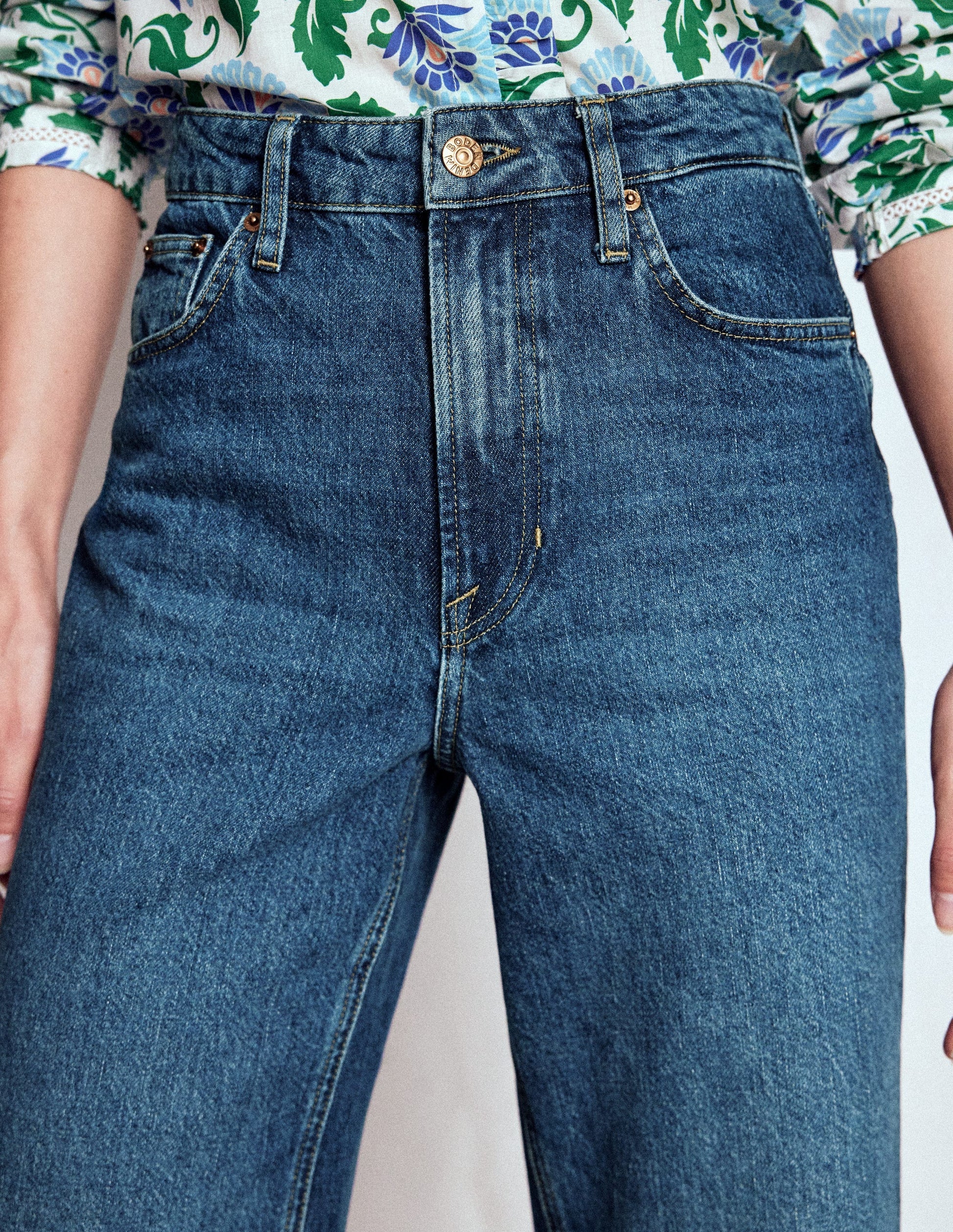 High Rise Straight Crop Jeans-Mid VWash-5