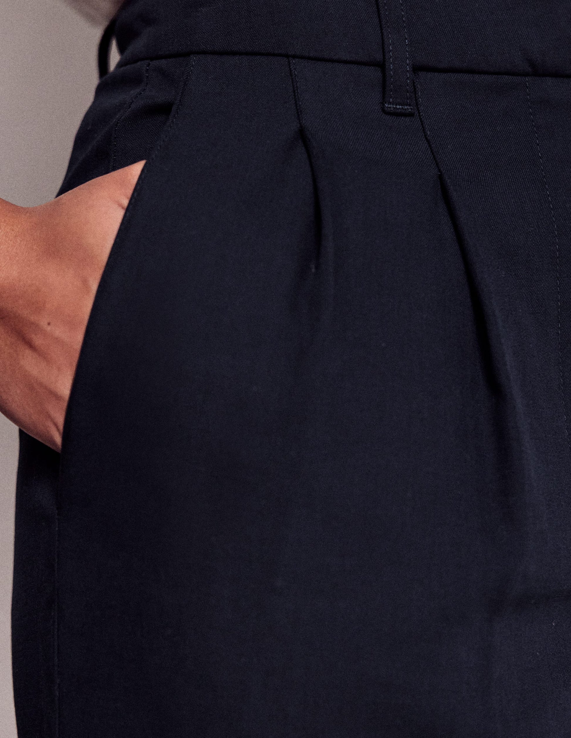 Bloomsbury Cotton Pants-NAVY-5