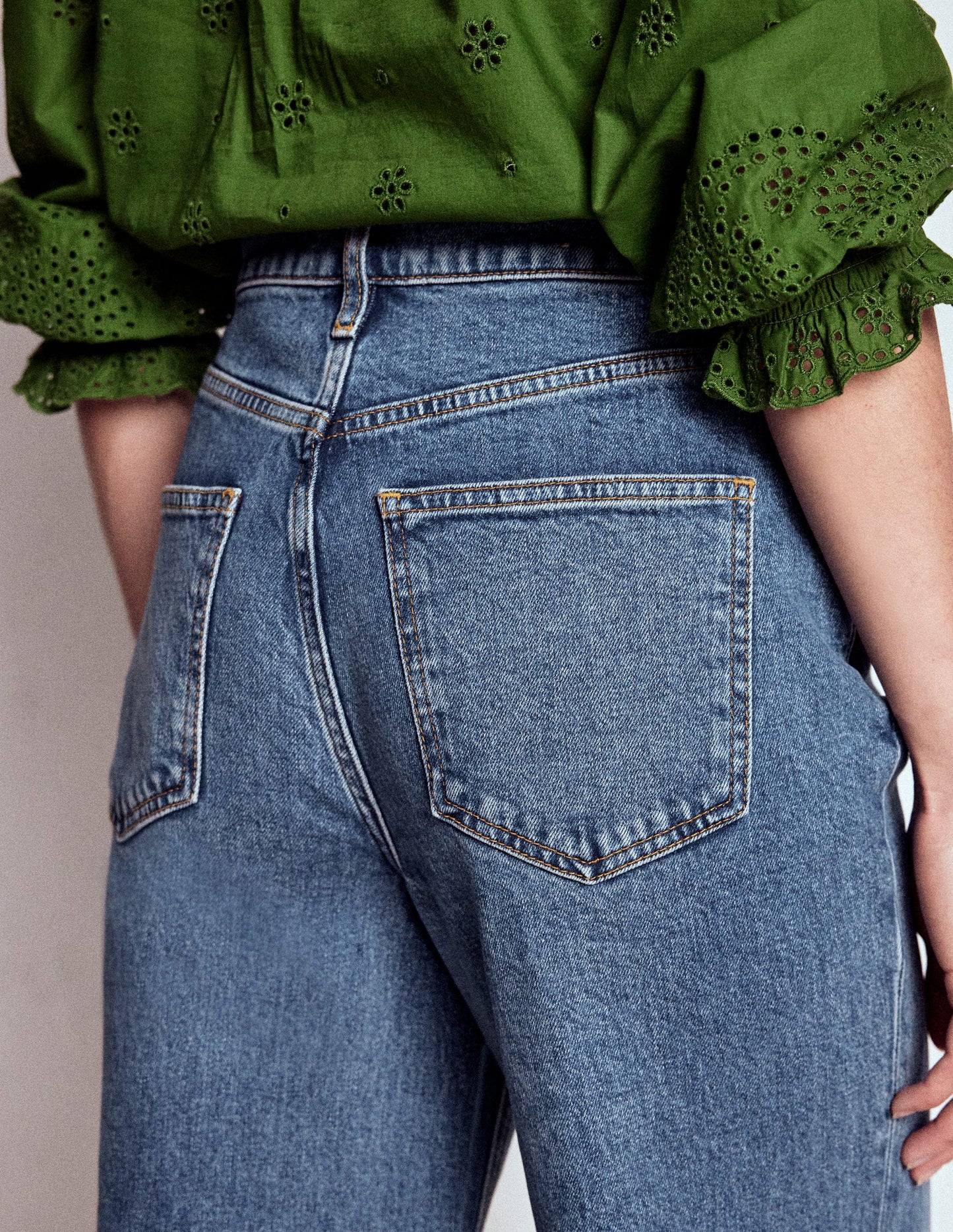 High Rise Column Leg Jeans-Mid Vintage