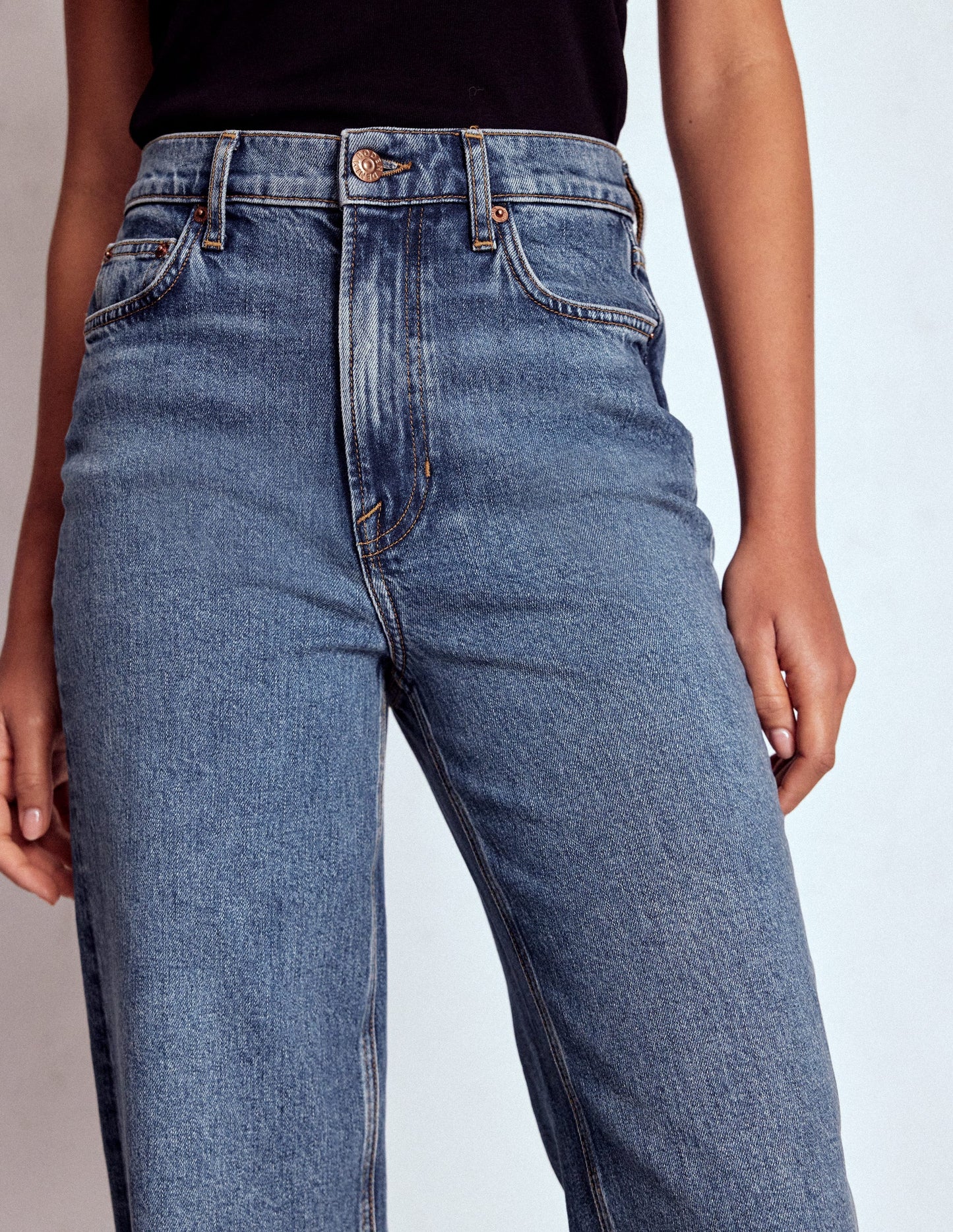 High Rise Column Leg Jeans-Mid Vintage