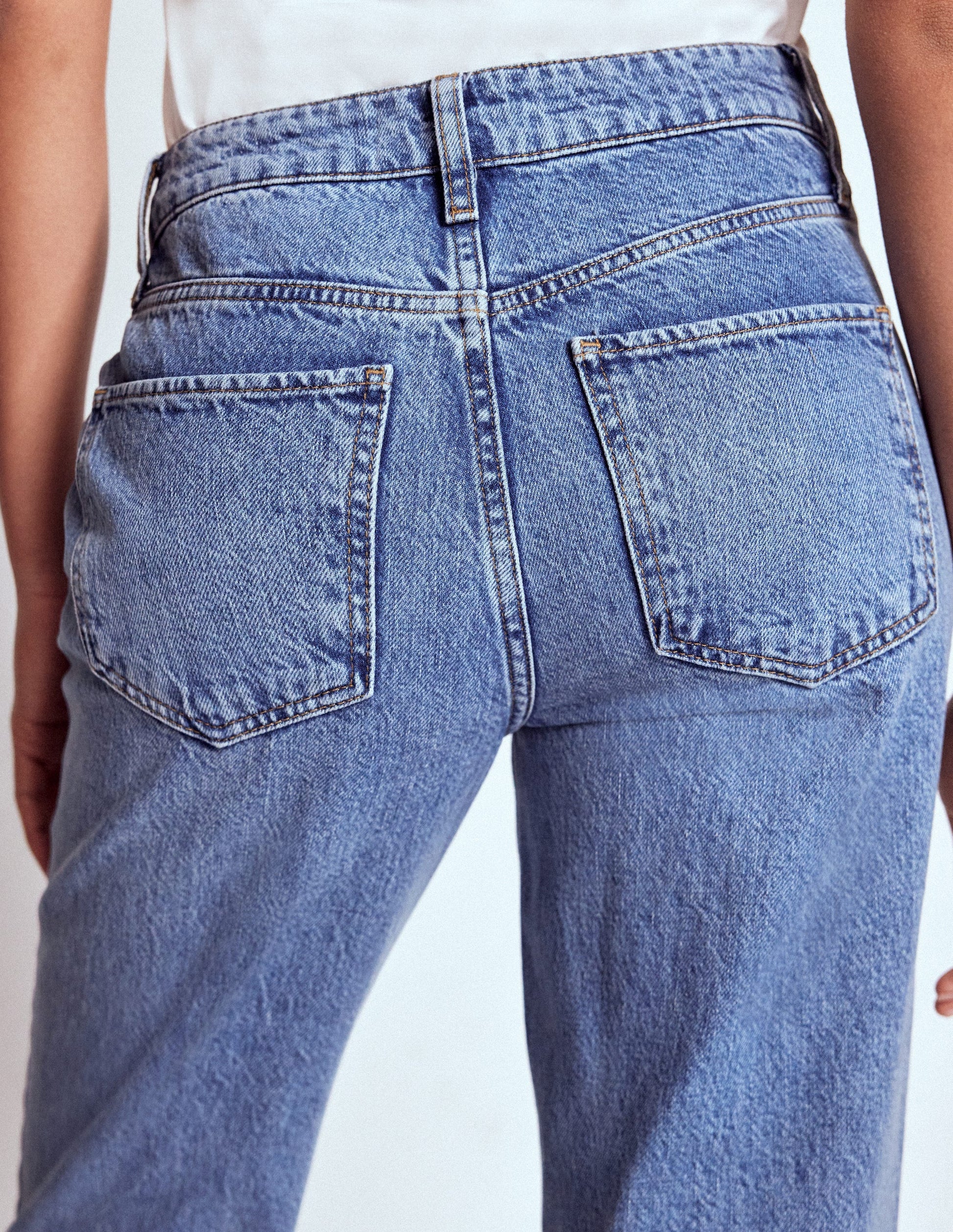 High Rise Straight Leg Jeans-Light Vintage-8