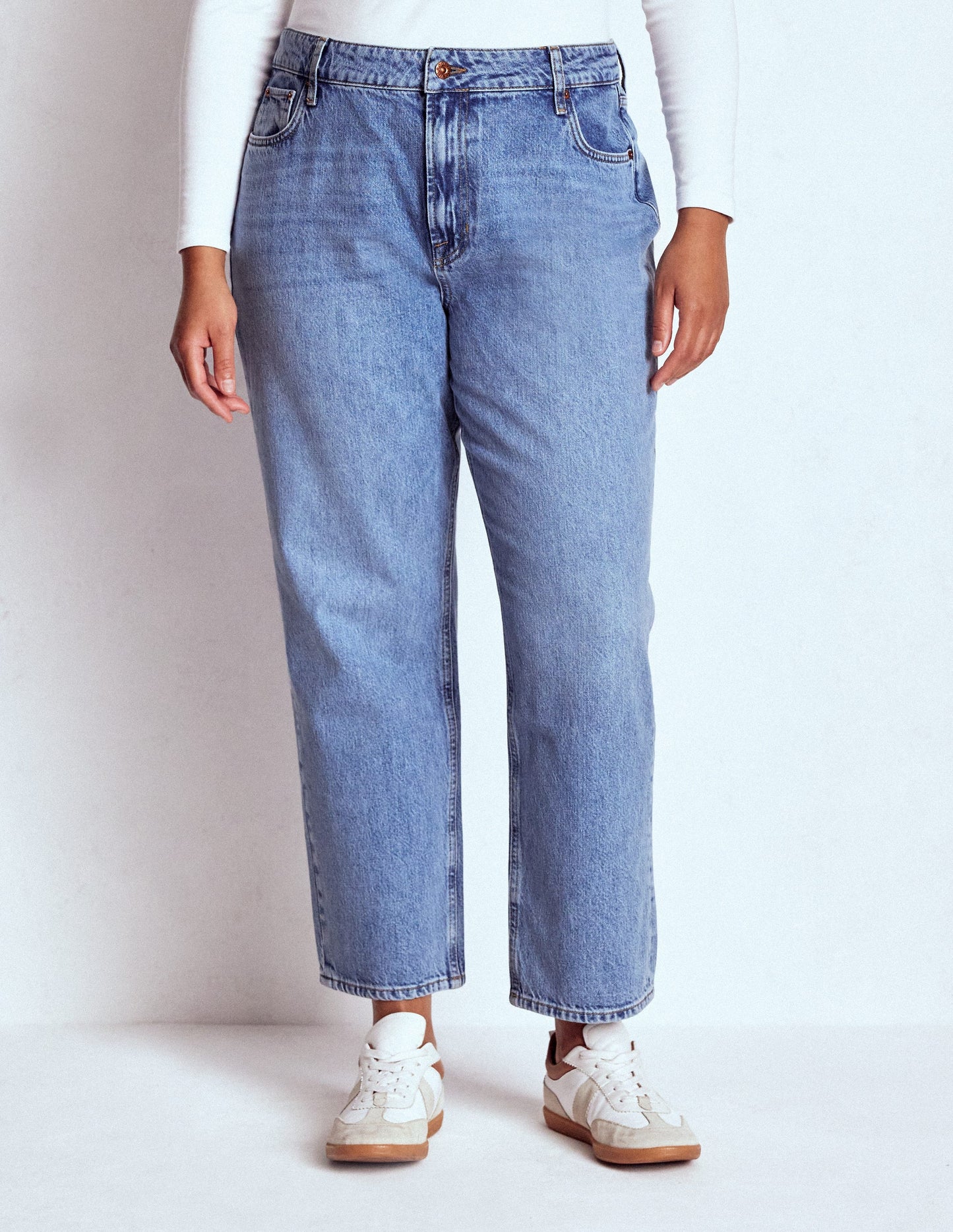 High Rise Straight Leg Jeans-Light Vintage