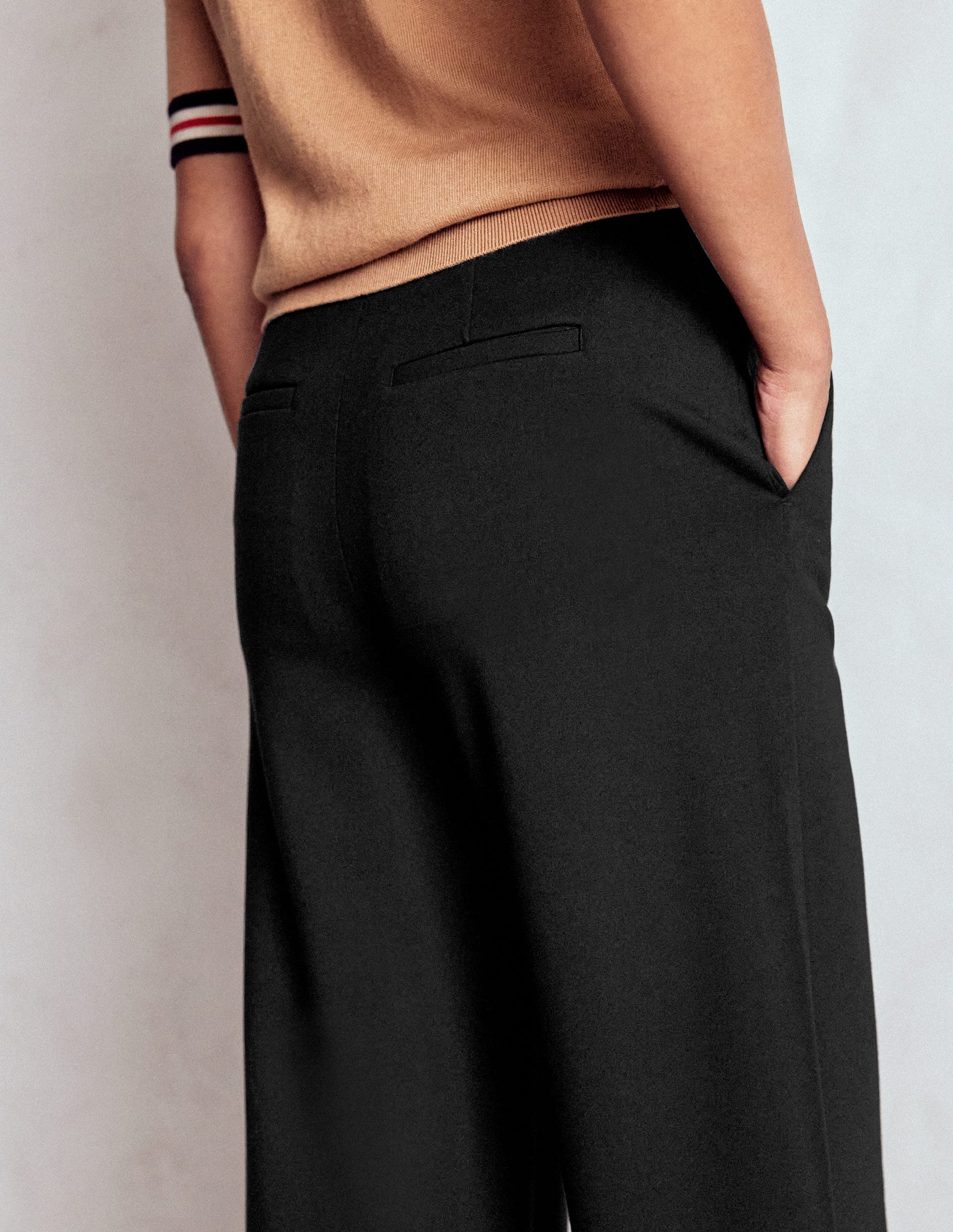 Belgravia Ponte Crop Pants-BLACK-4