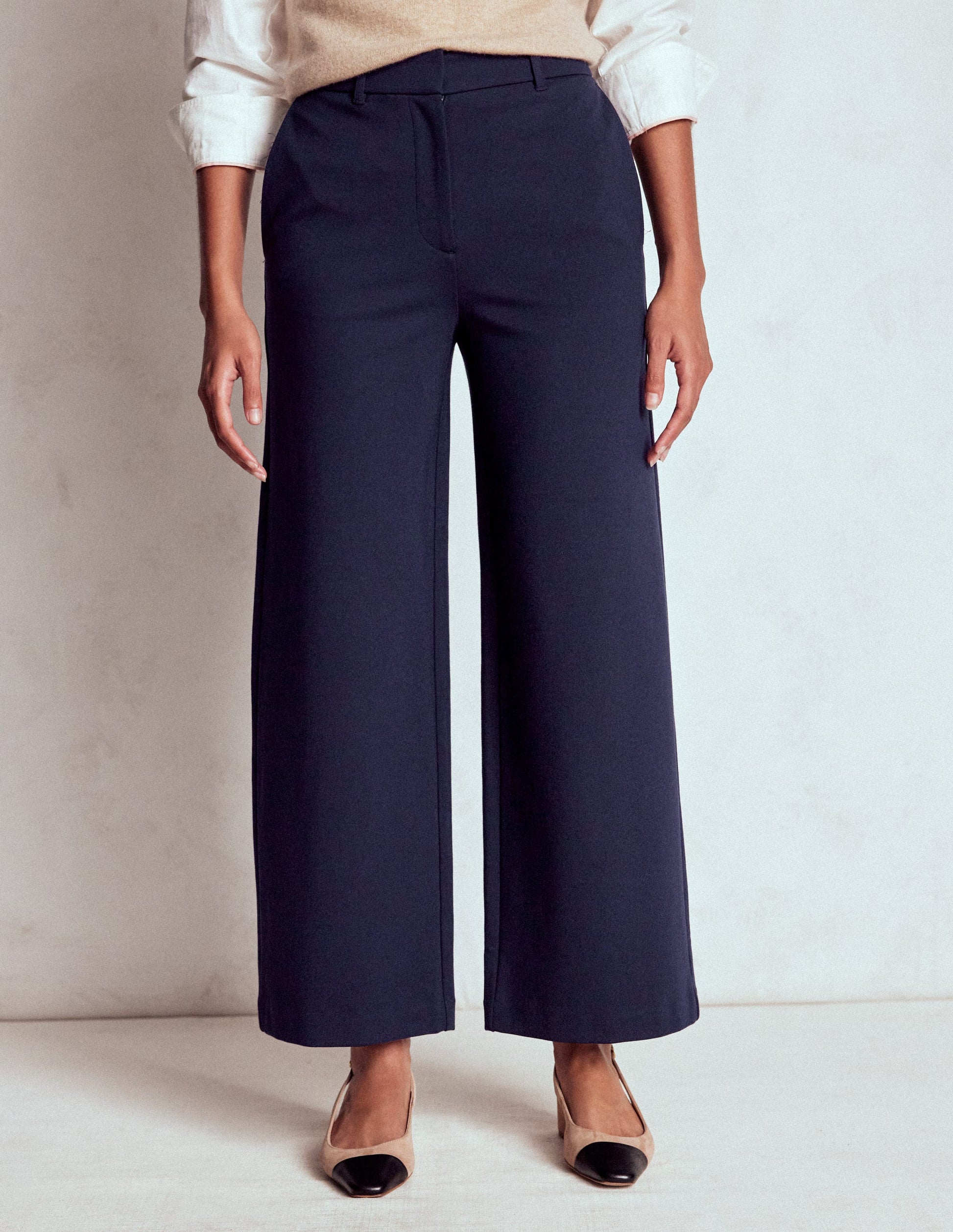 Belgravia Ponte Crop Pants-Navy-2