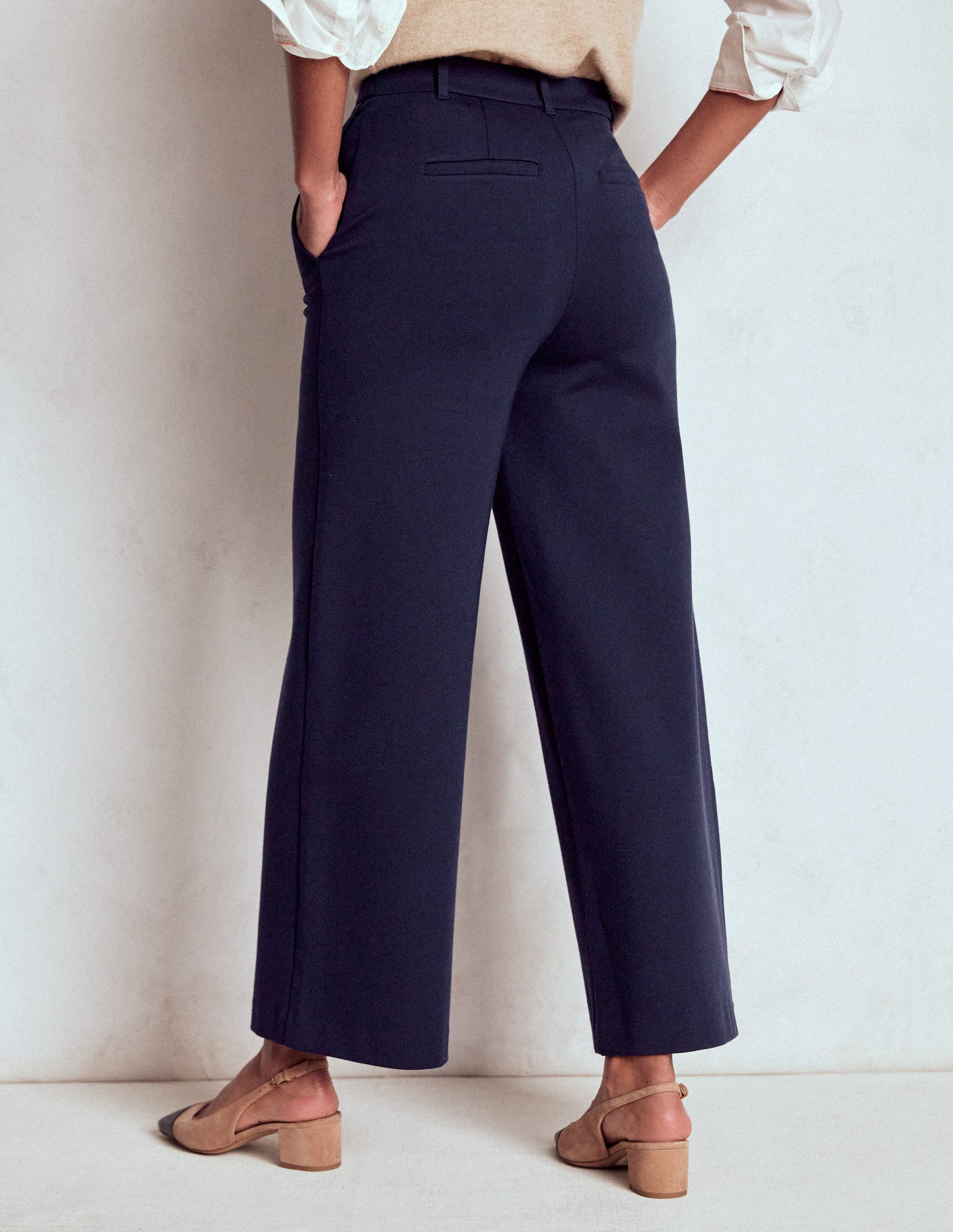 Belgravia Ponte Crop Pants-Navy-3