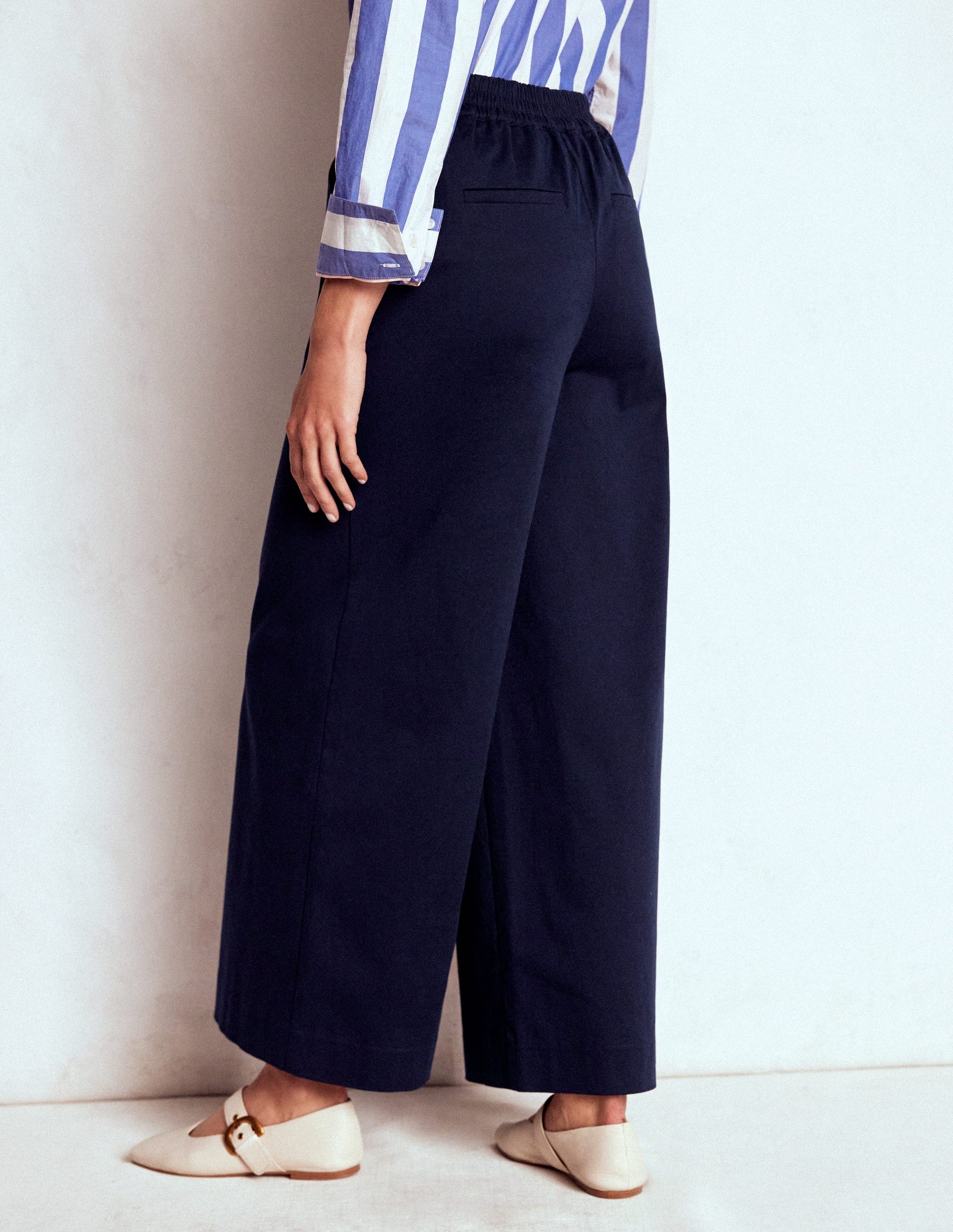Pull-on Cropped Pants-Navy-4
