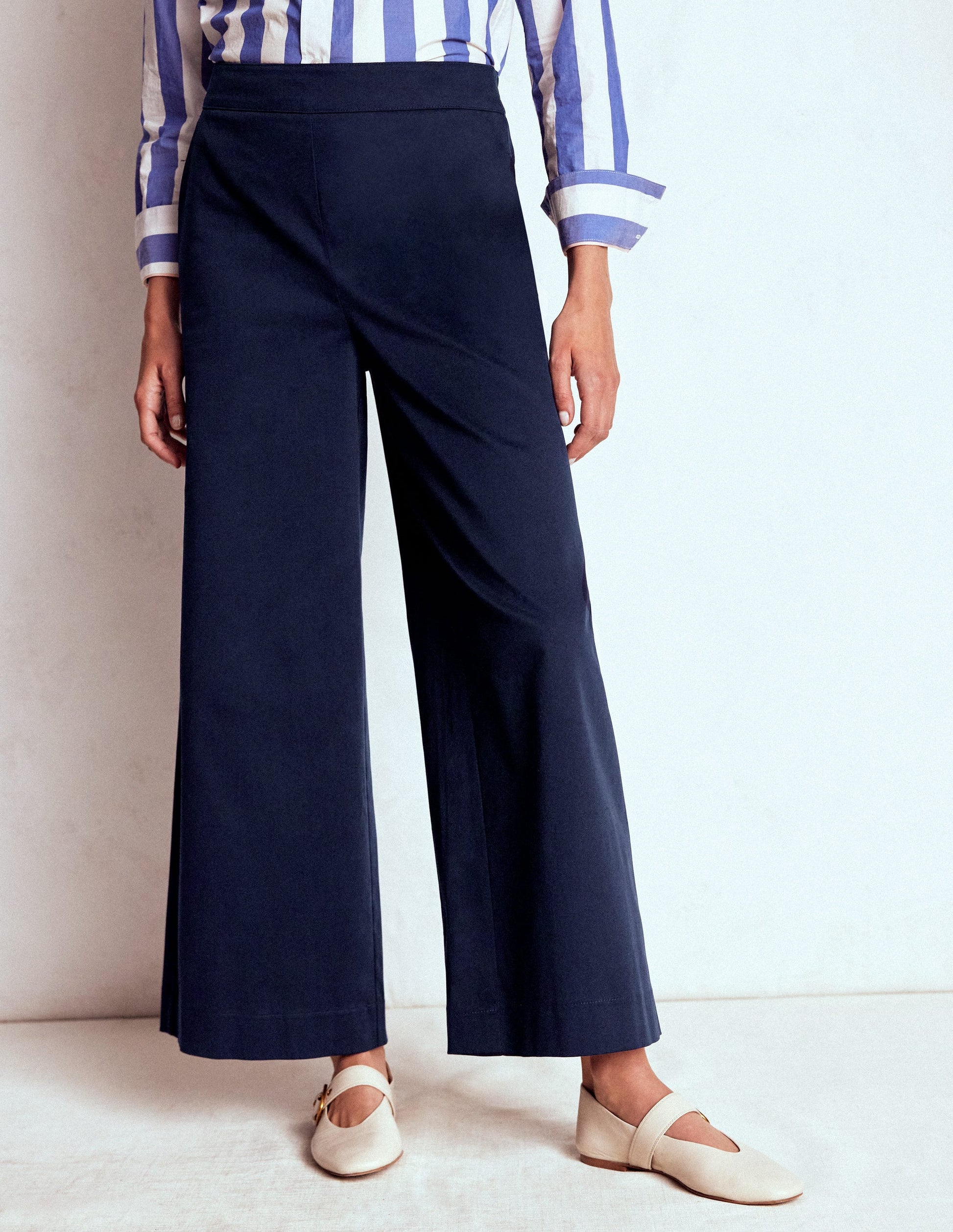 Pull-on Cropped Pants-Navy-5