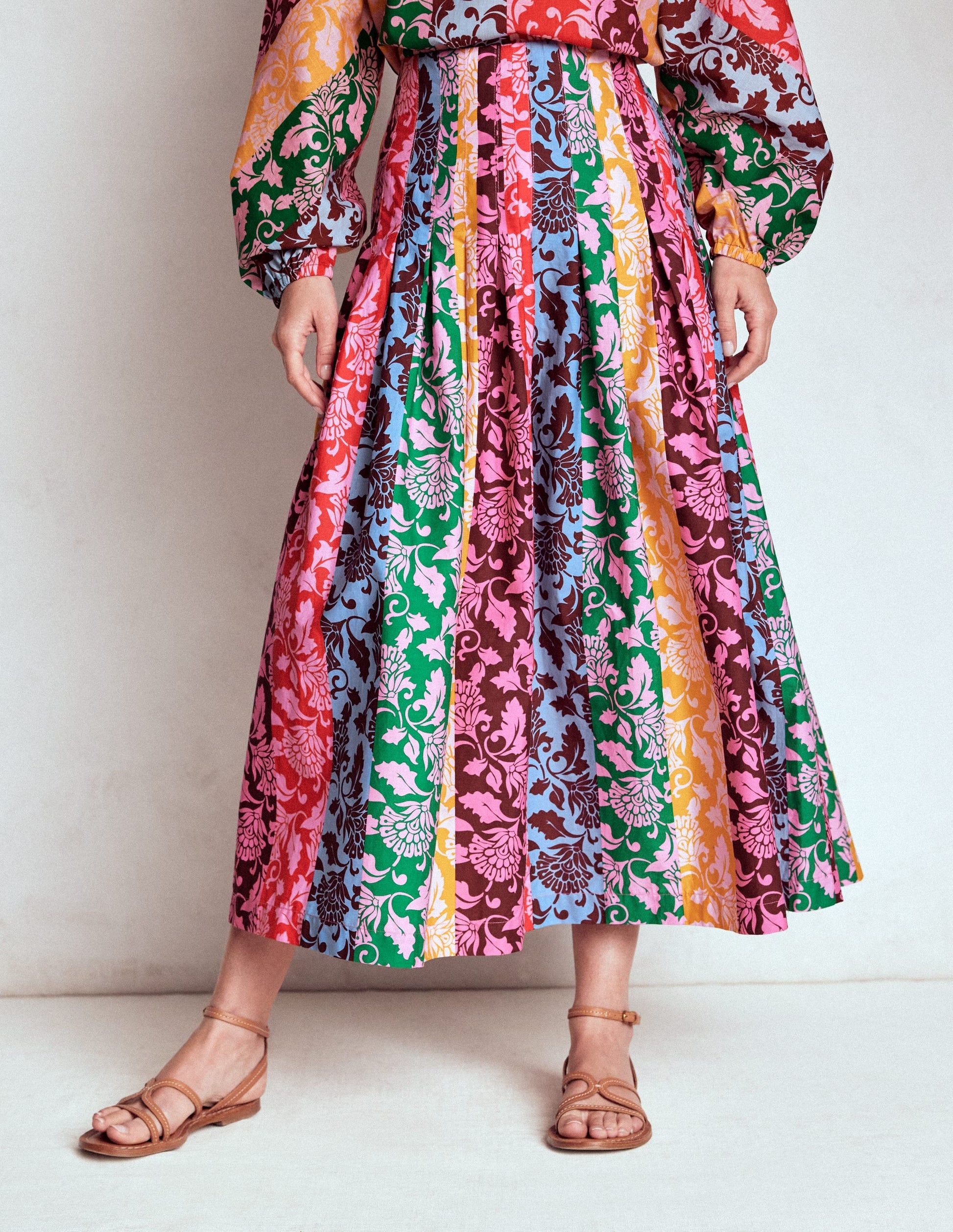 Valentina Poplin Midi Skirt-Floral, Ornate Vine Hotch-4