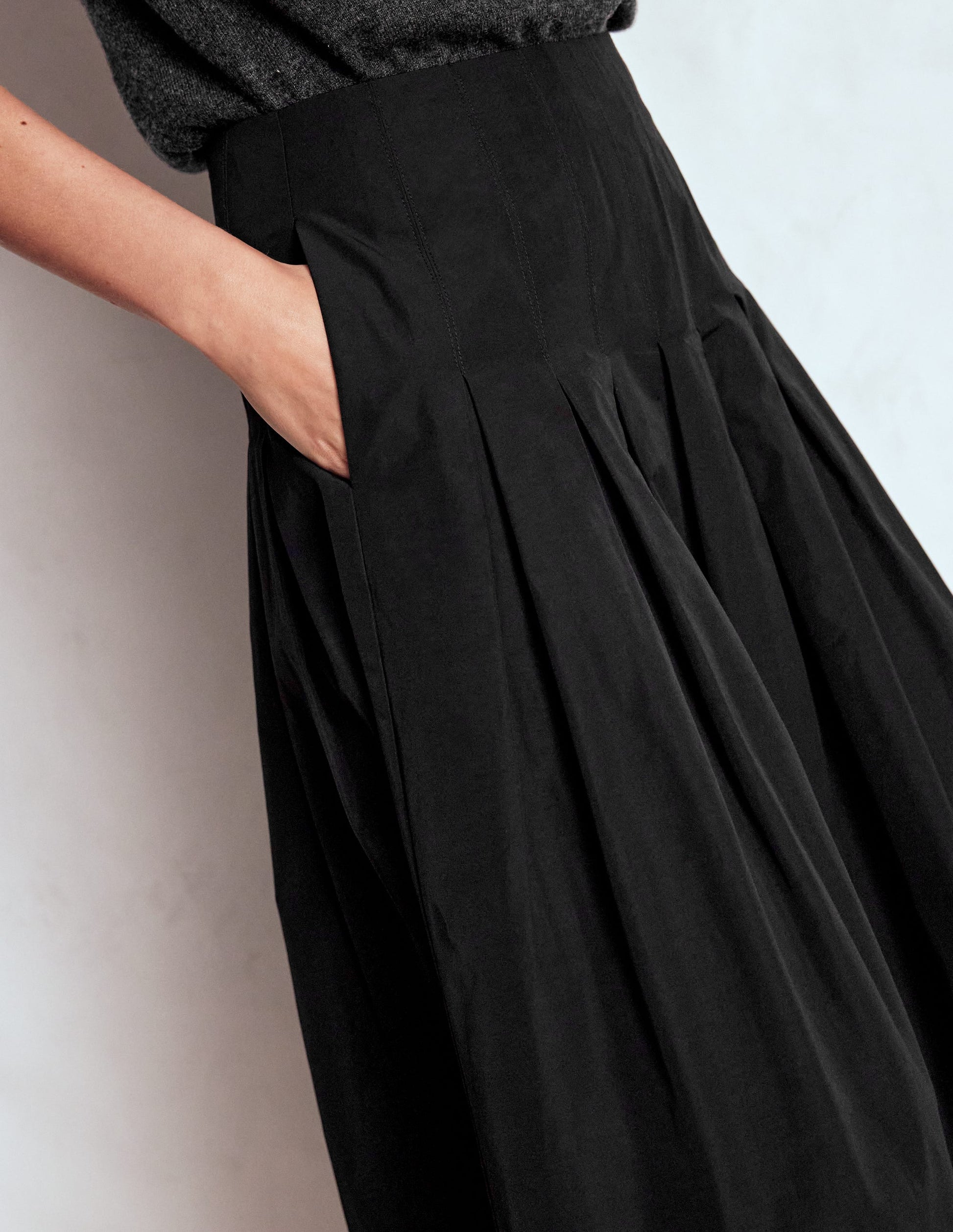Valentina Taffeta Midi Skirt-Black-2