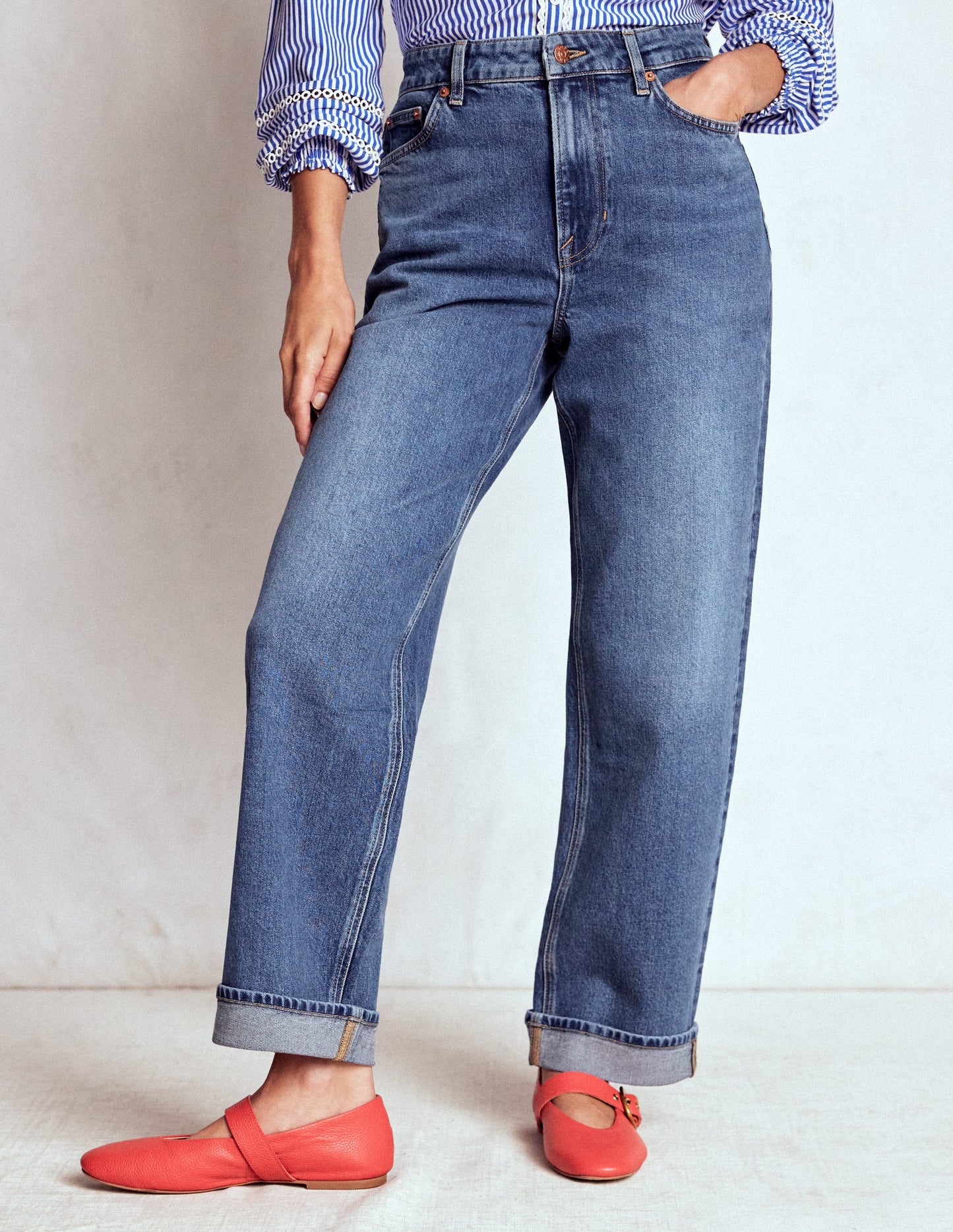 Mid Rise Straight Leg Jeans-Mid Vintage