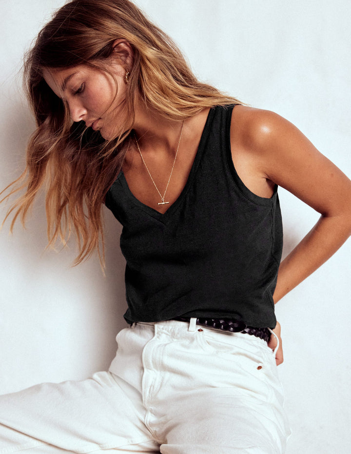 Regular V-Neck Slub Tank-Black