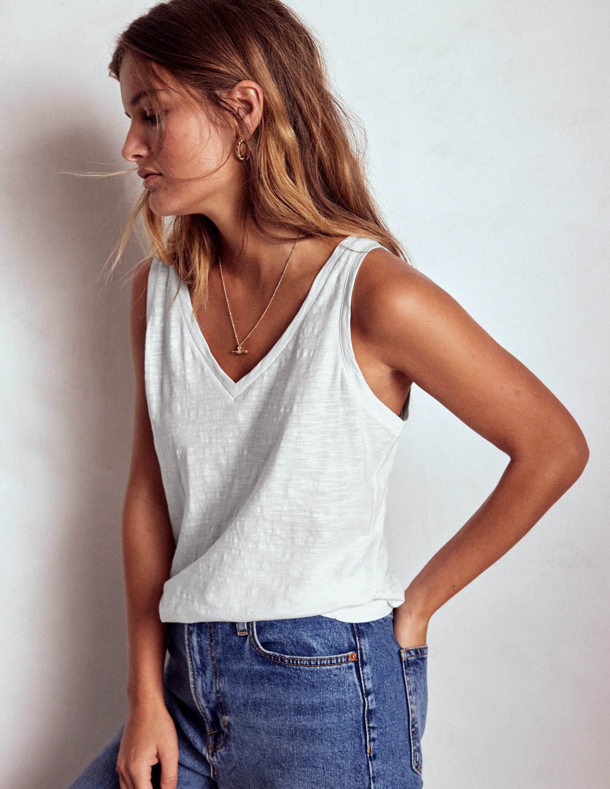 Regular V-Neck Slub Tank-White - Image 2