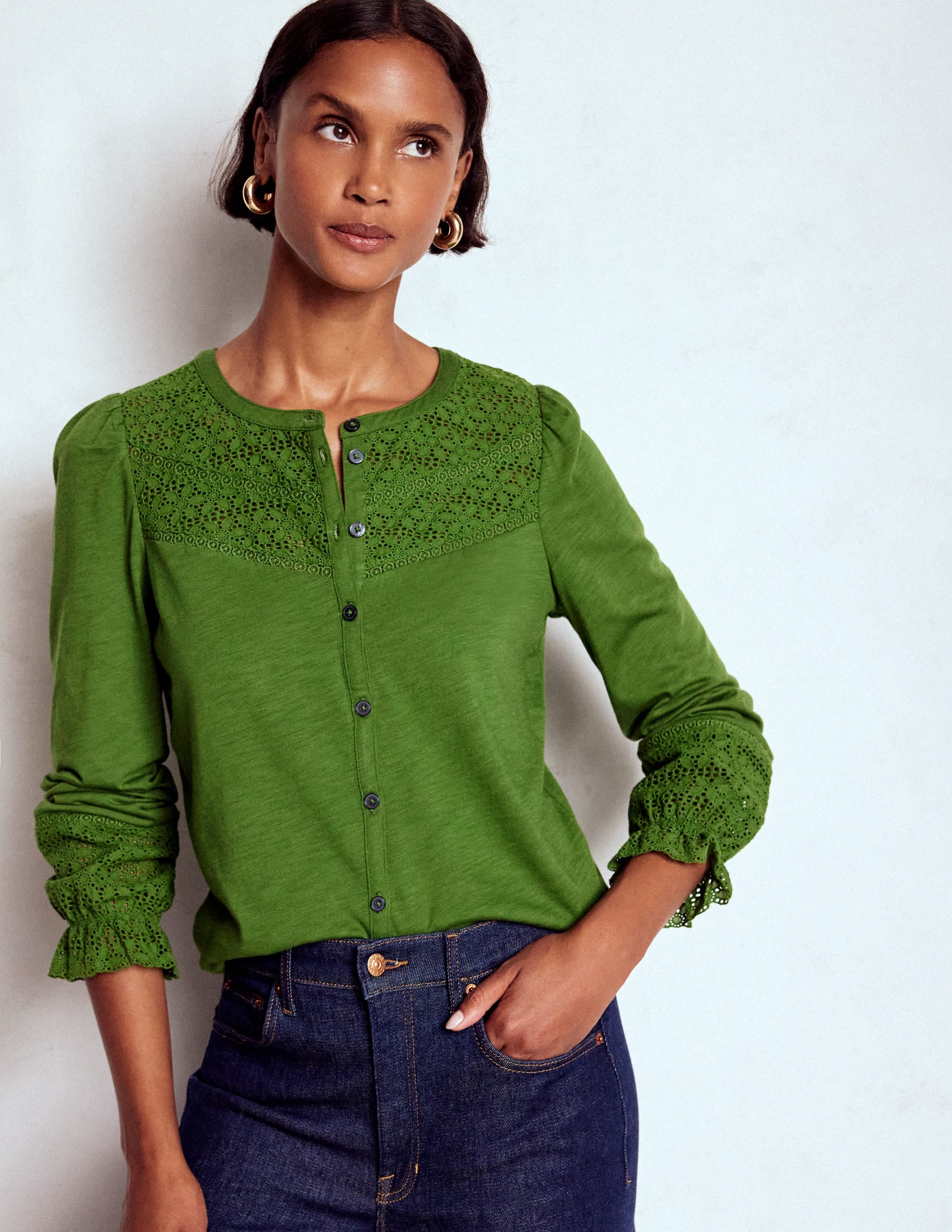 Pippa Broderie Jersey Shirt-Promenade Green - Image 4