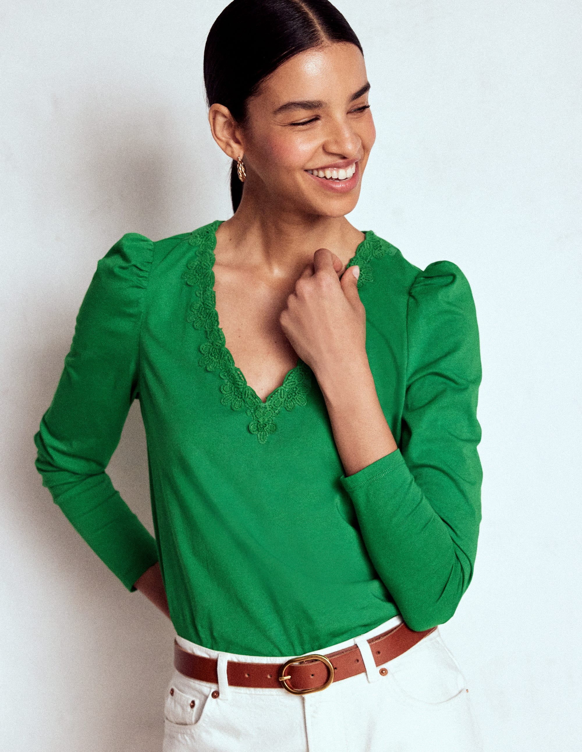 Supersoft V- Neck Trim Top-Highland Green - Image 4
