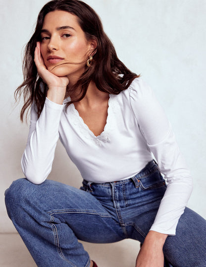 Flora Lace V-neck Top-White-3