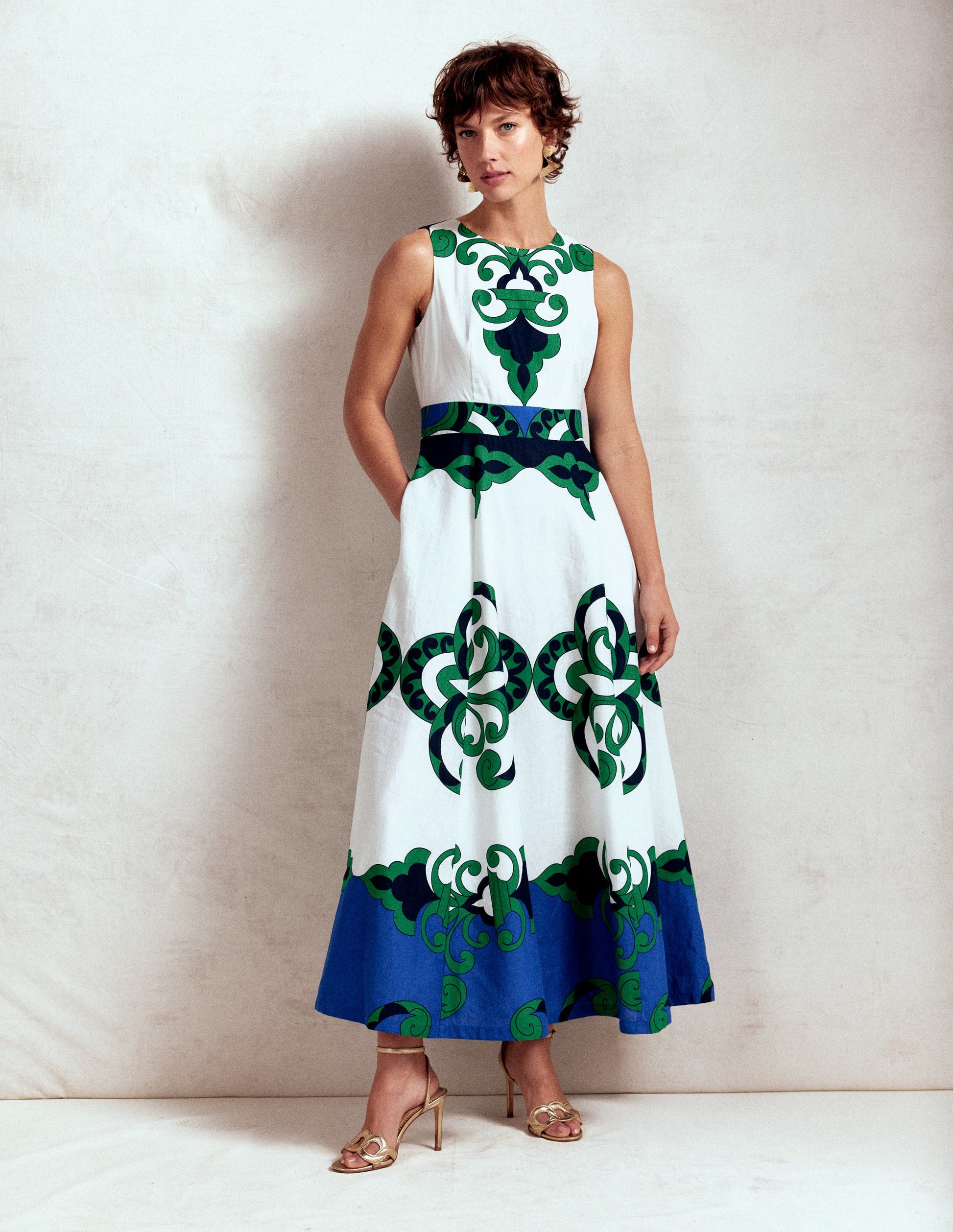 15 Best Summer Dresses for Women Over 50 15 Best Summer Dresses for Women Over 50
