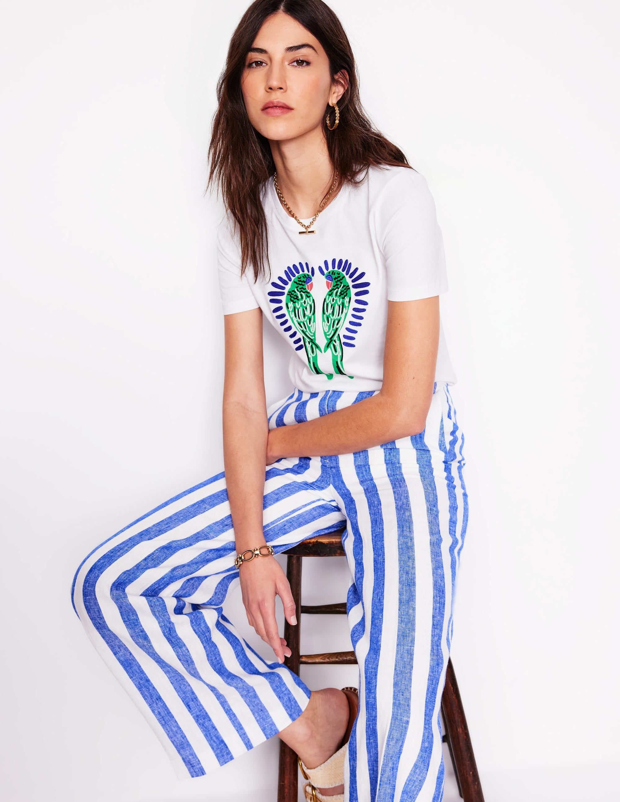 Relaxed Novelty T-Shirt-White, Parrot - Image 1
