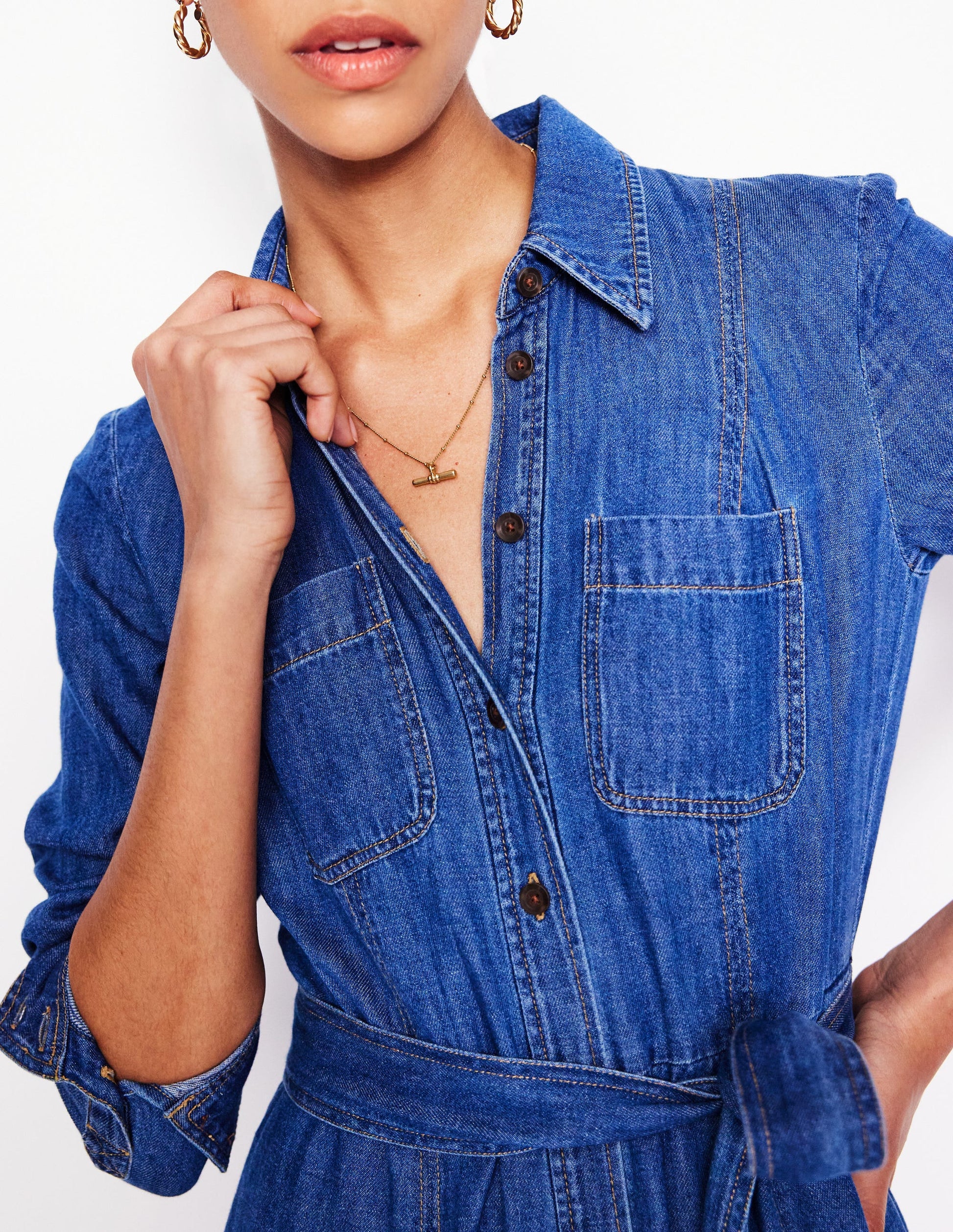 Fine T-bar Pendant Necklace-Gold Colour-2