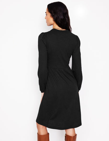 Naomi Relaxed Jersey Dress-Black