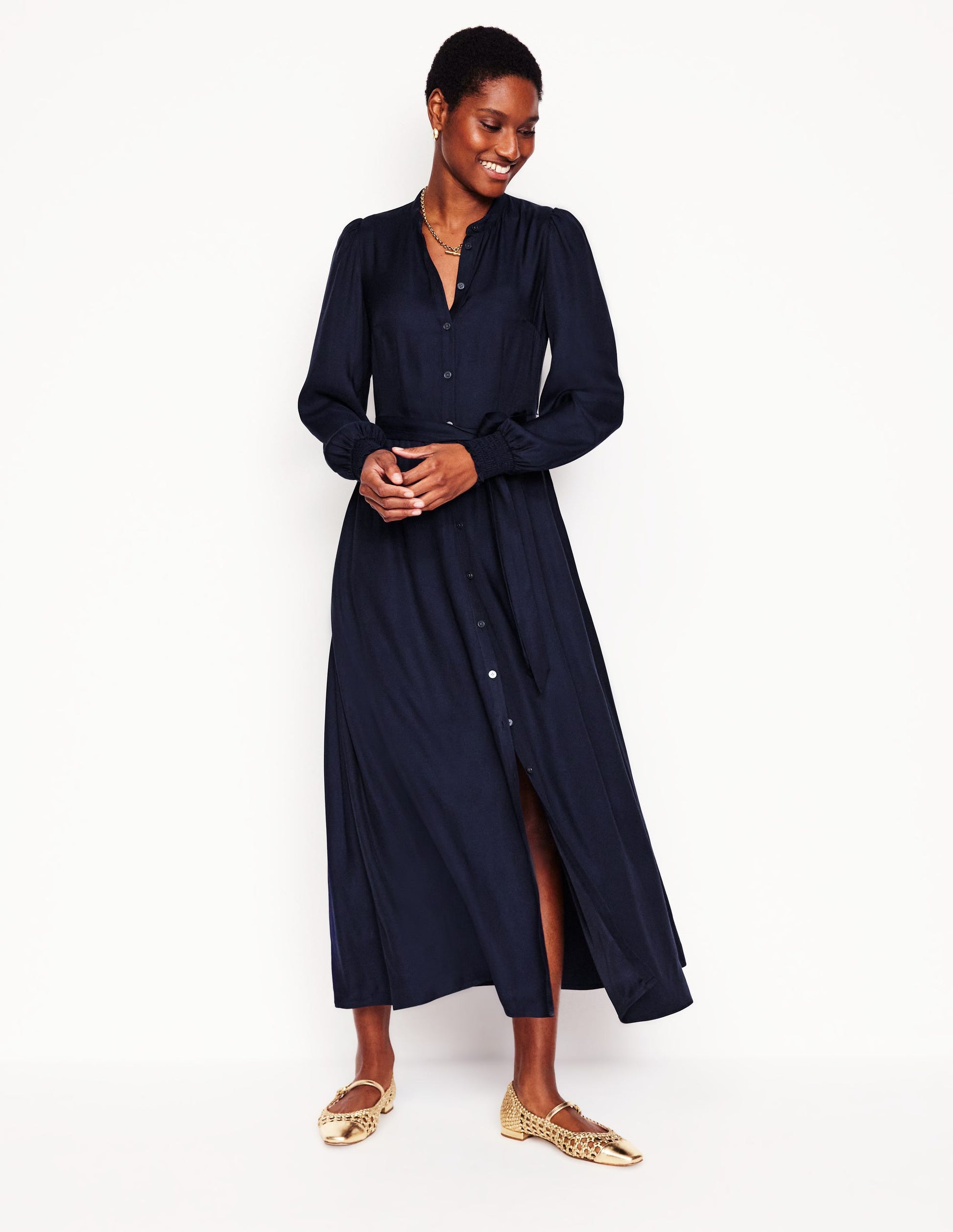 Button Down Blue Midi Shirt Dress Blue Sweater Dress Dark Navy Blue Boots Rumi Shirt Dress Navy LUXMII Button Down Blue Midi Shirt Dress Blue Sweater Dress Dark Navy Blue Boots Rumi Shirt Dress Navy LUXMII
