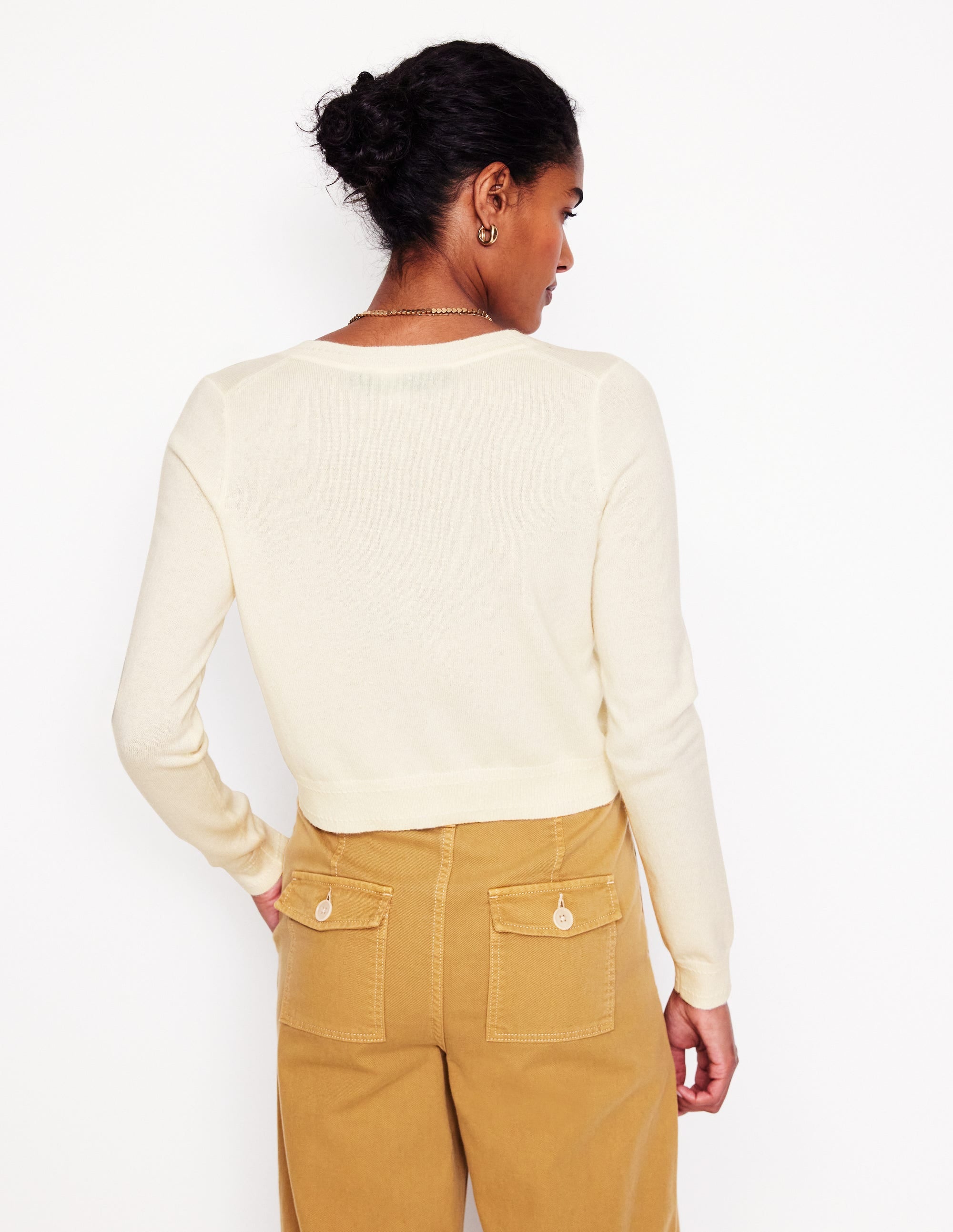 Eva Cashmere Cropped Cardigan-Warm Ivory - Image 3
