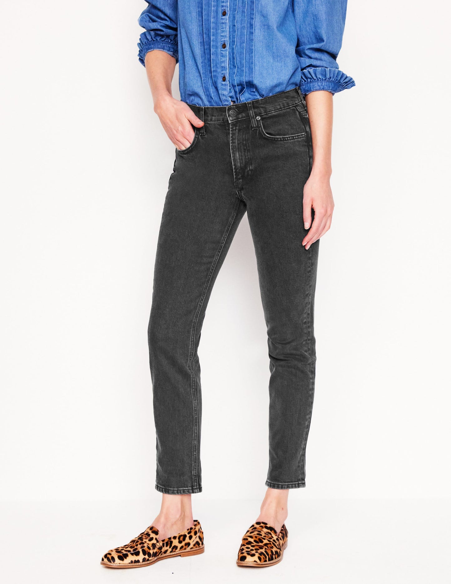 Girlfriend Jeans-Washed Black