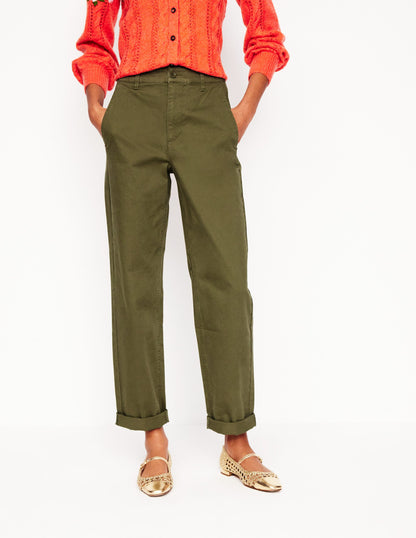 Barnsbury Chino Pants-Woodland Green