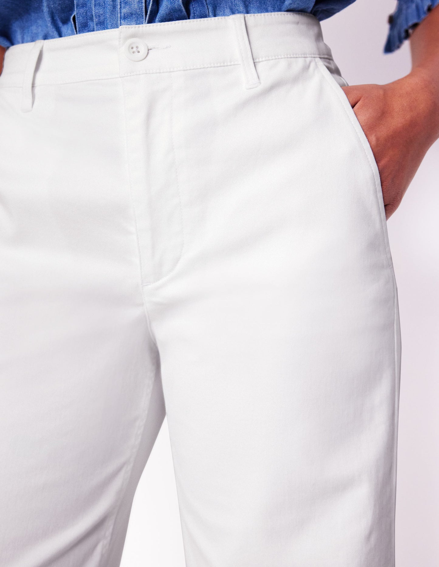 Barnsbury Chino Pants-White