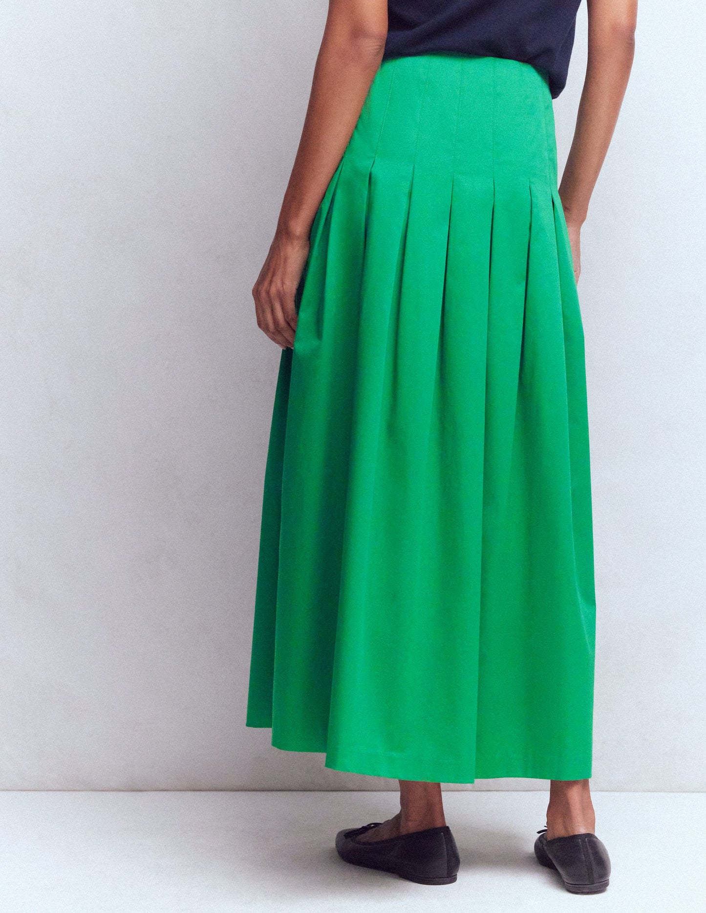 Valentina Sateen Skirt-Rich Emerald