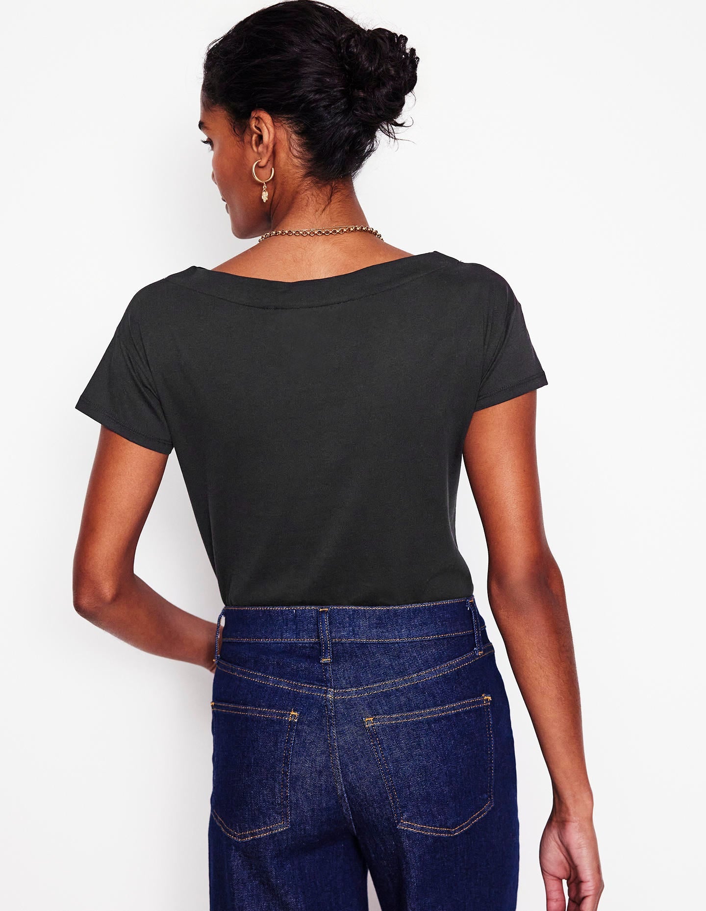 Supersoft Boat Neck T-Shirt-Black | Boden USA