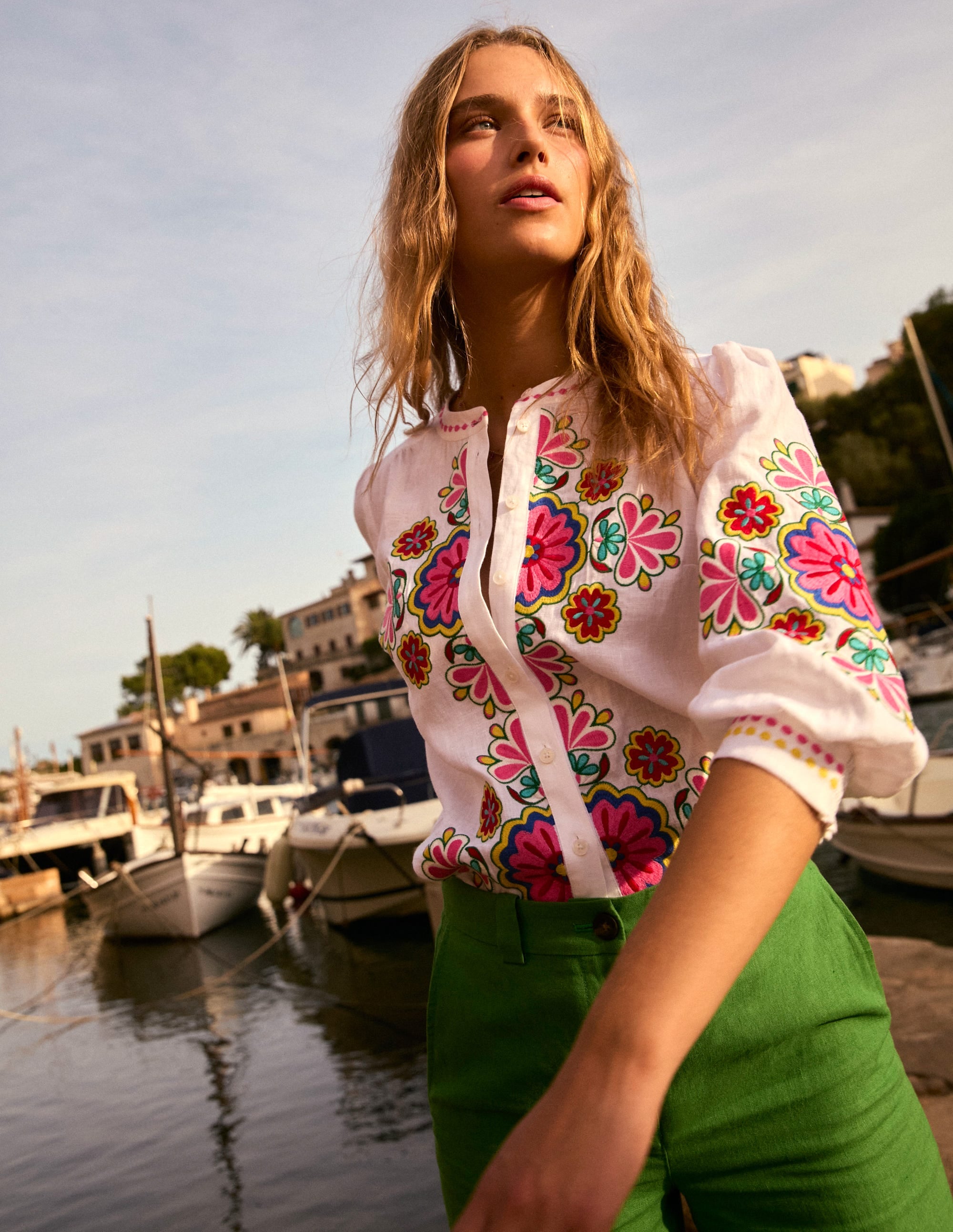 Alicia Linen Top-White, Floral Embroidery - Image 2