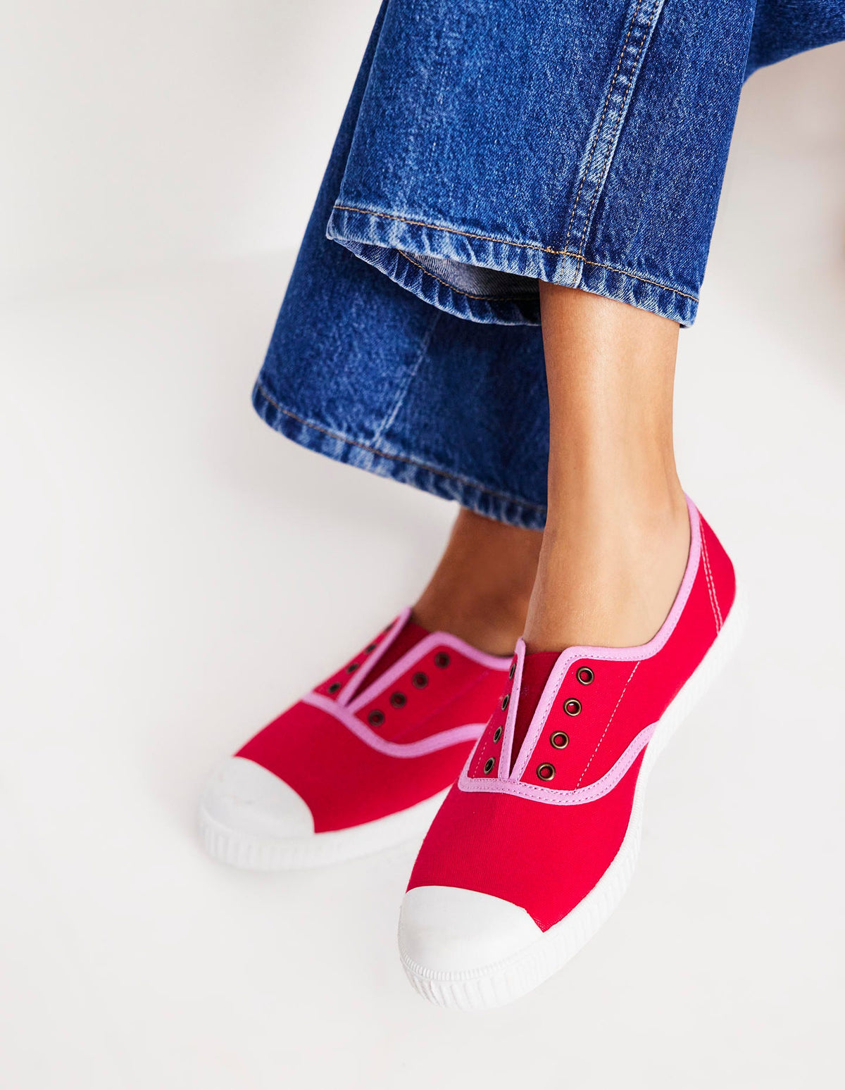 Laceless Canvas Plimsoll-Post Box Red/Soft Pink - Image 2