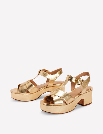 Cut Out Wedge Sandal-Metallic