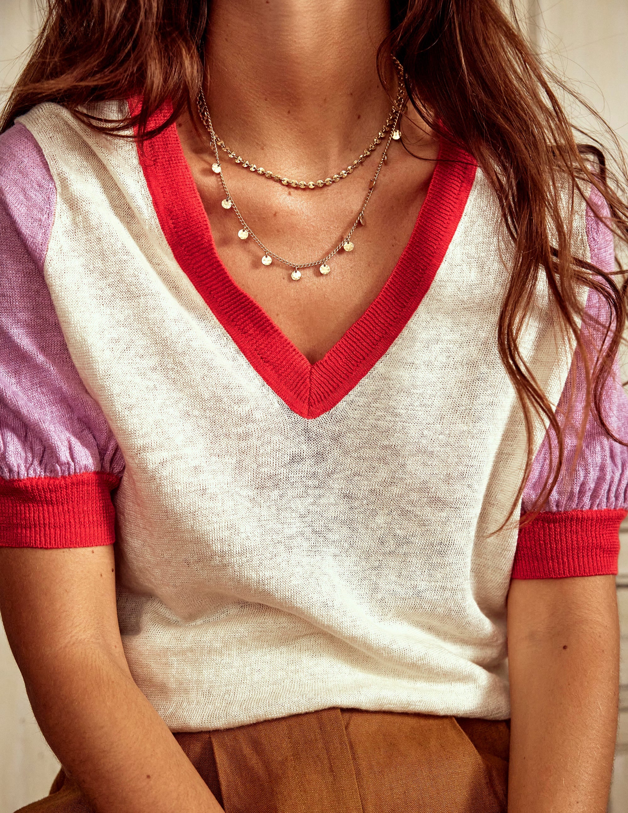 Liv V-Neck Linen T-Shirt-Warm Ivory/ Soft Lavender Pink - Image 6