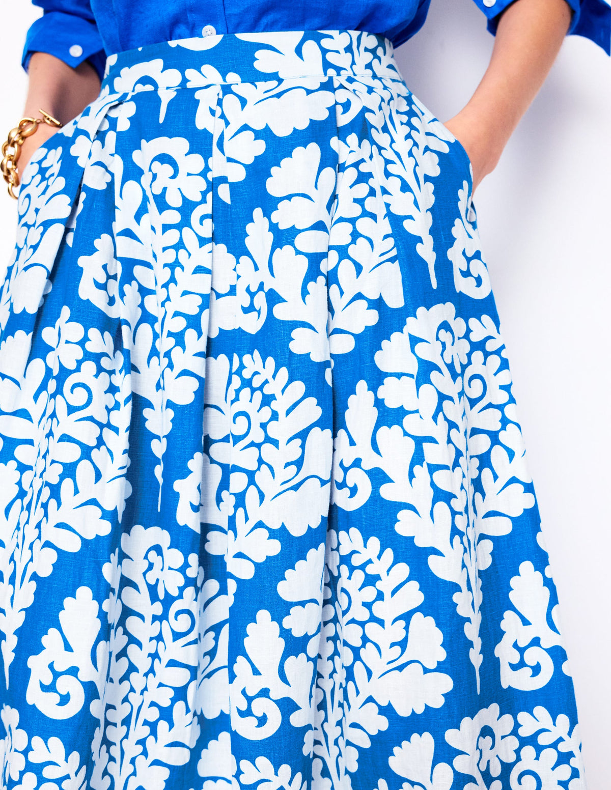 Verity Linen Midi Skirt-Cerulean Blue, Blossomy - Image 4